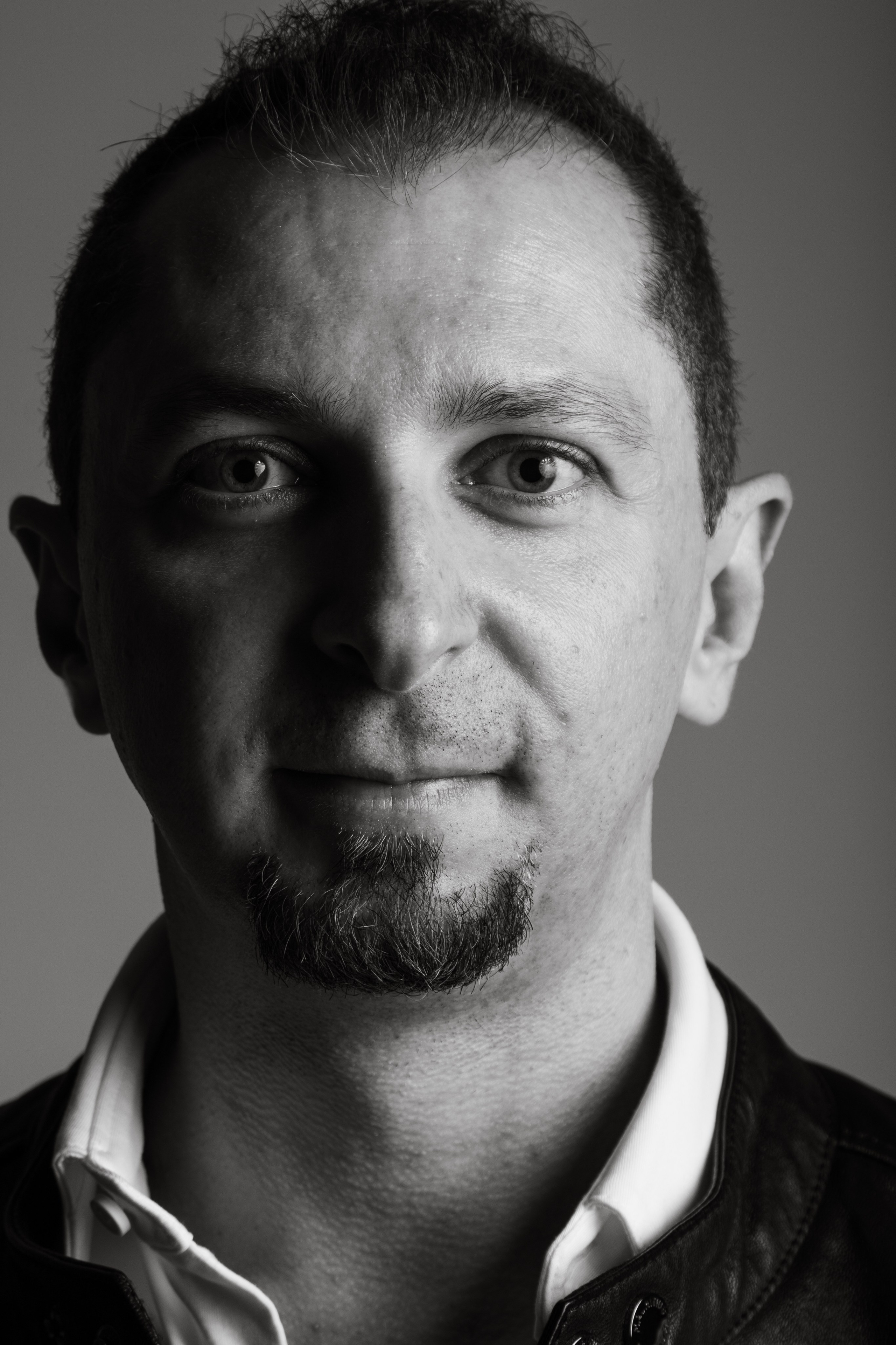 Closeups. Arvin Azimian