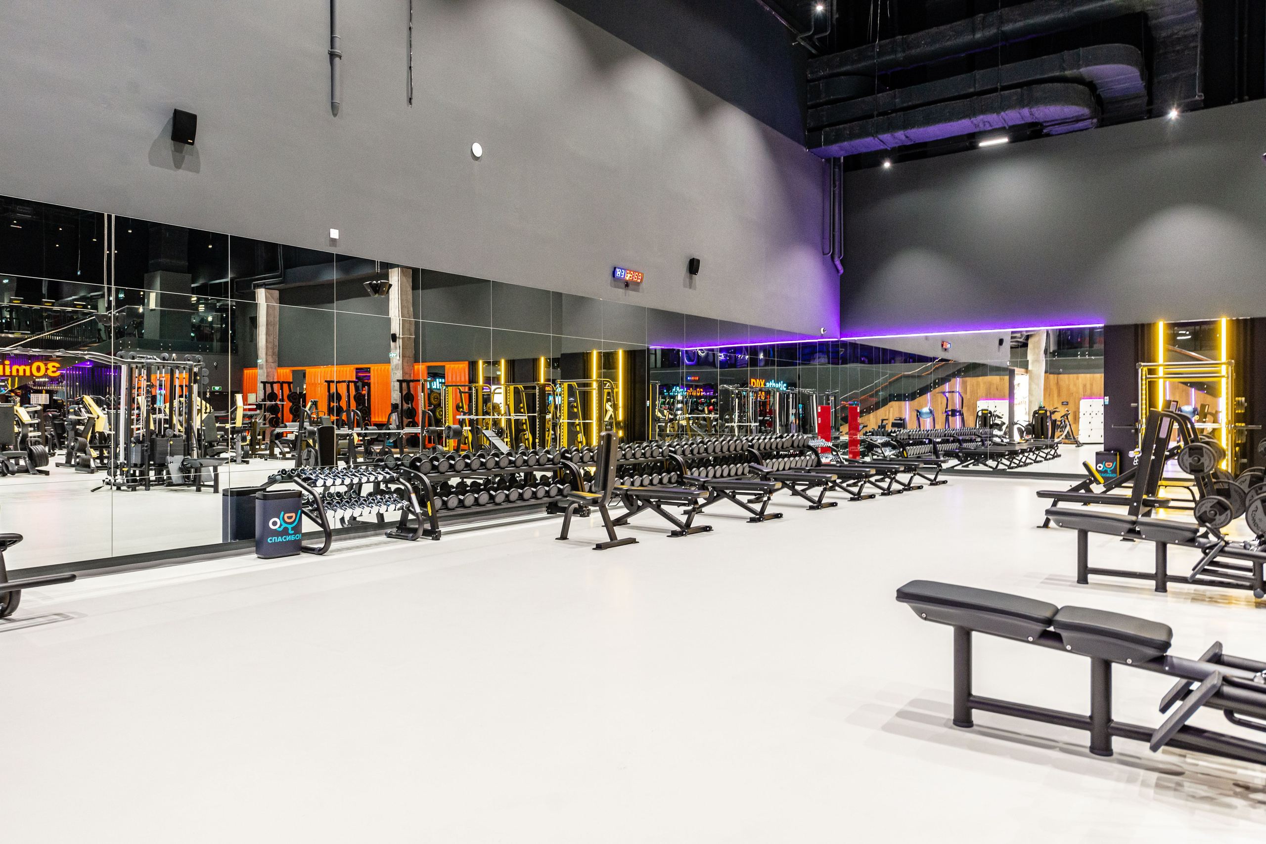 DDX Fitness в ТЦ Место встречи Янтарь. ФОТОГРАФ МЕКСИКА КИНТАНА-РОО