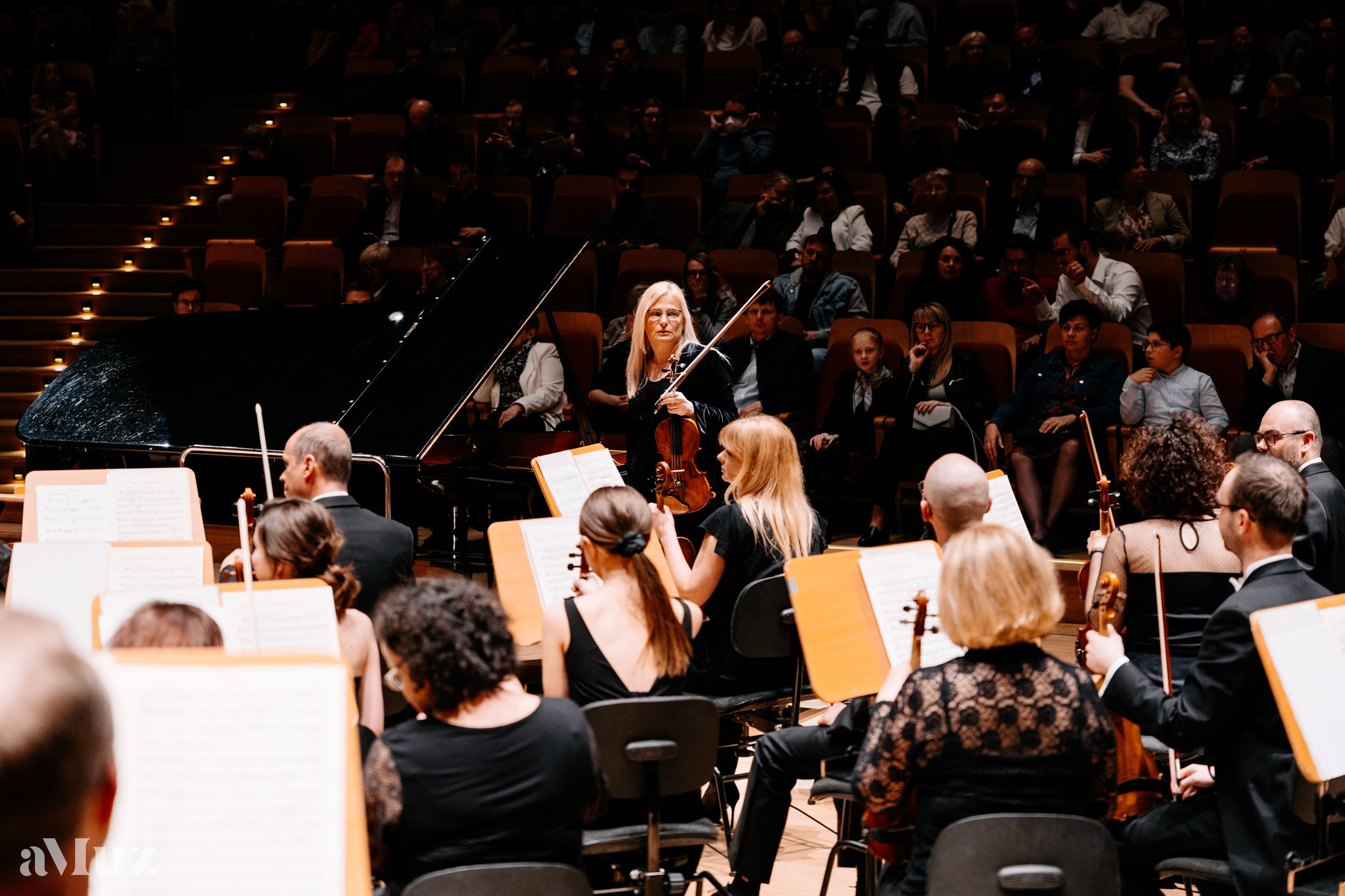 Koncert dyplomantów aMuz w Polskiej Filharmonii Bałtyckiej. Fotograf Ślubny Warszawa - Sesje Biznesowe Rodzinne Eventy