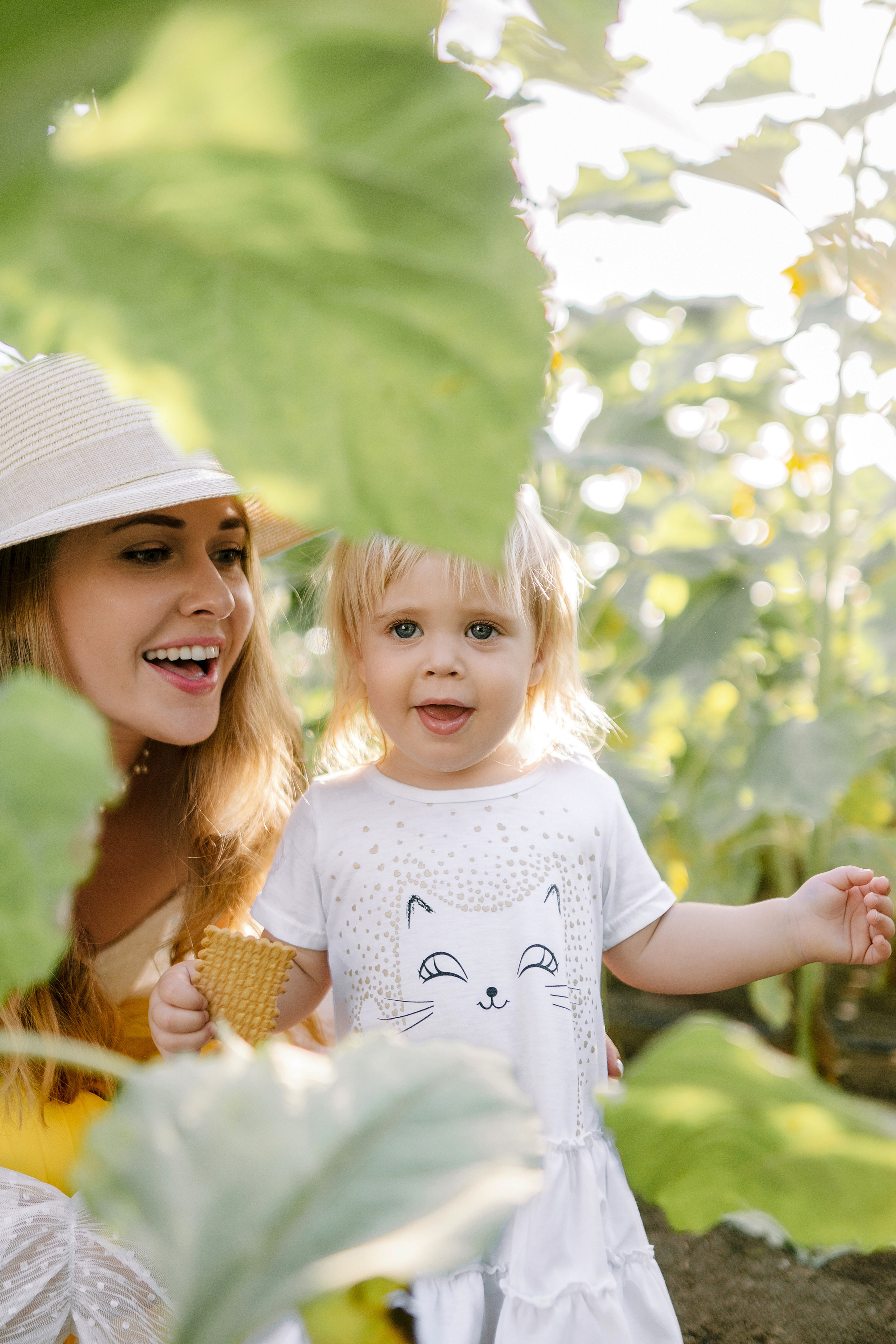 Семейная съемка в поле подсолнухов. Фотограф в Португалии Полина Готовая