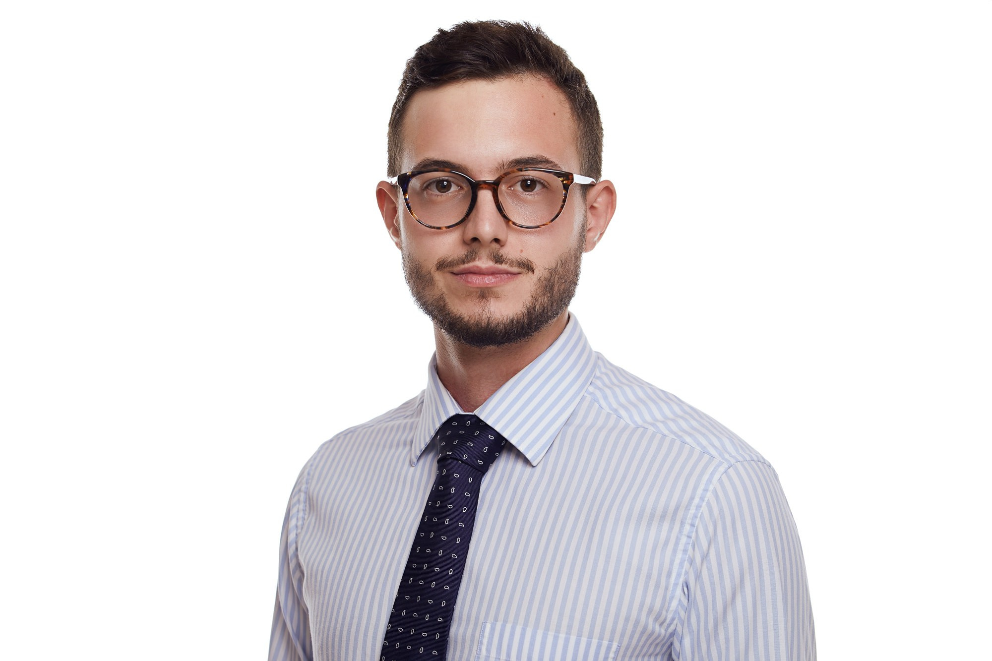 Portret. Fotograf Mircea Valentin Netea