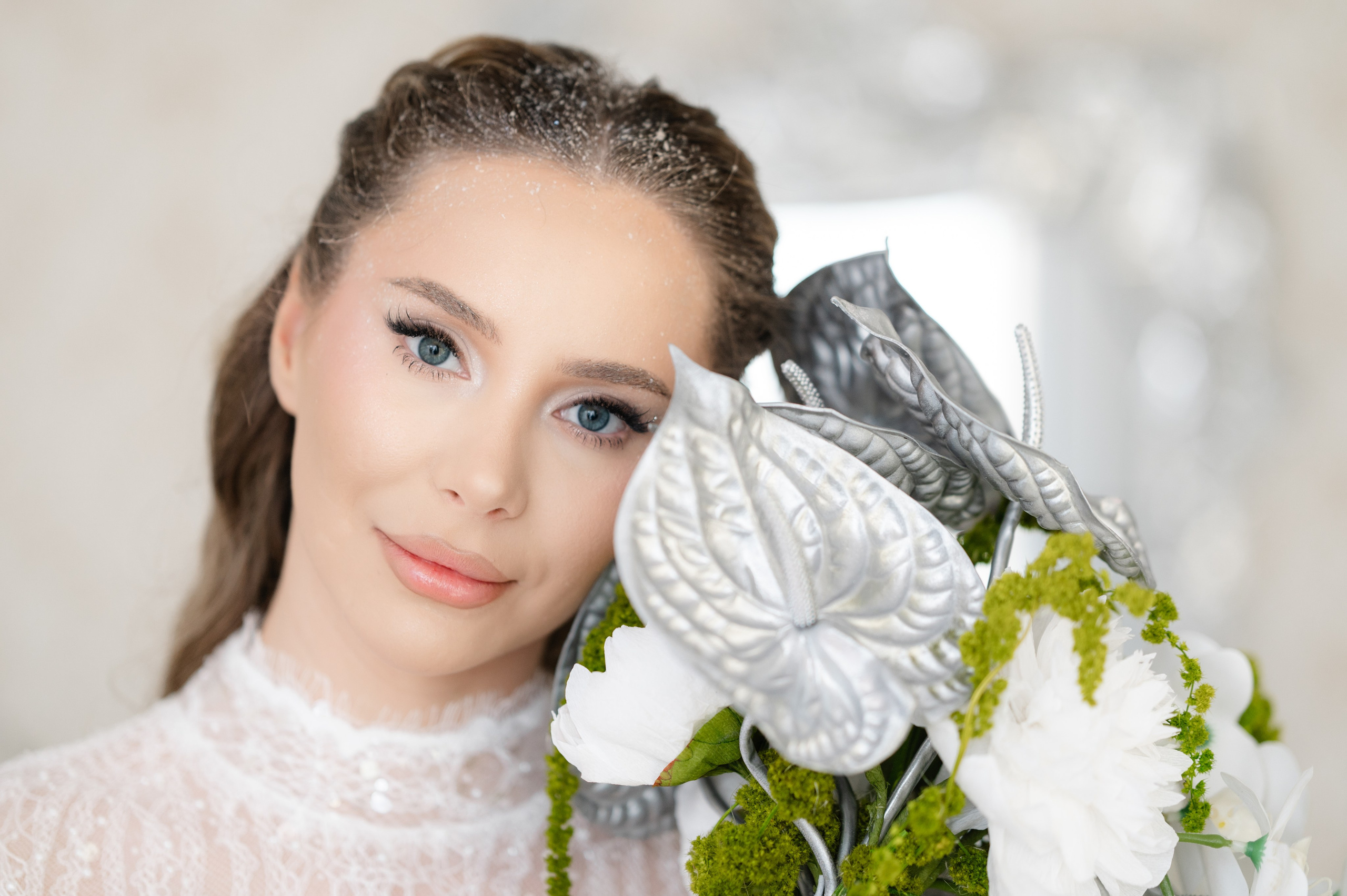 Bride with a concept silver Chrome. Alexandra Hanu Photographer