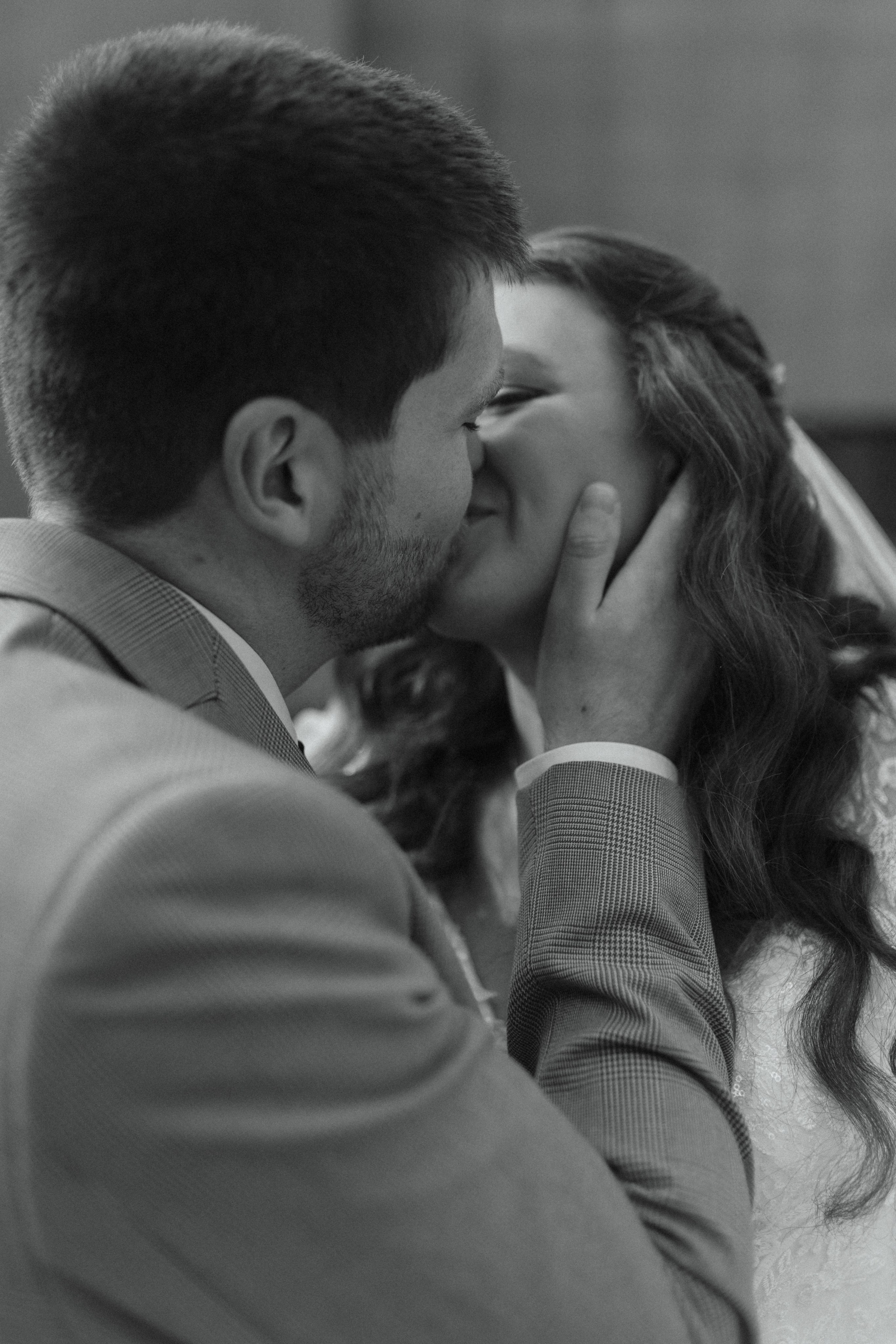Zoe & Will. Wedding and Portrait Photographer Evie Moon