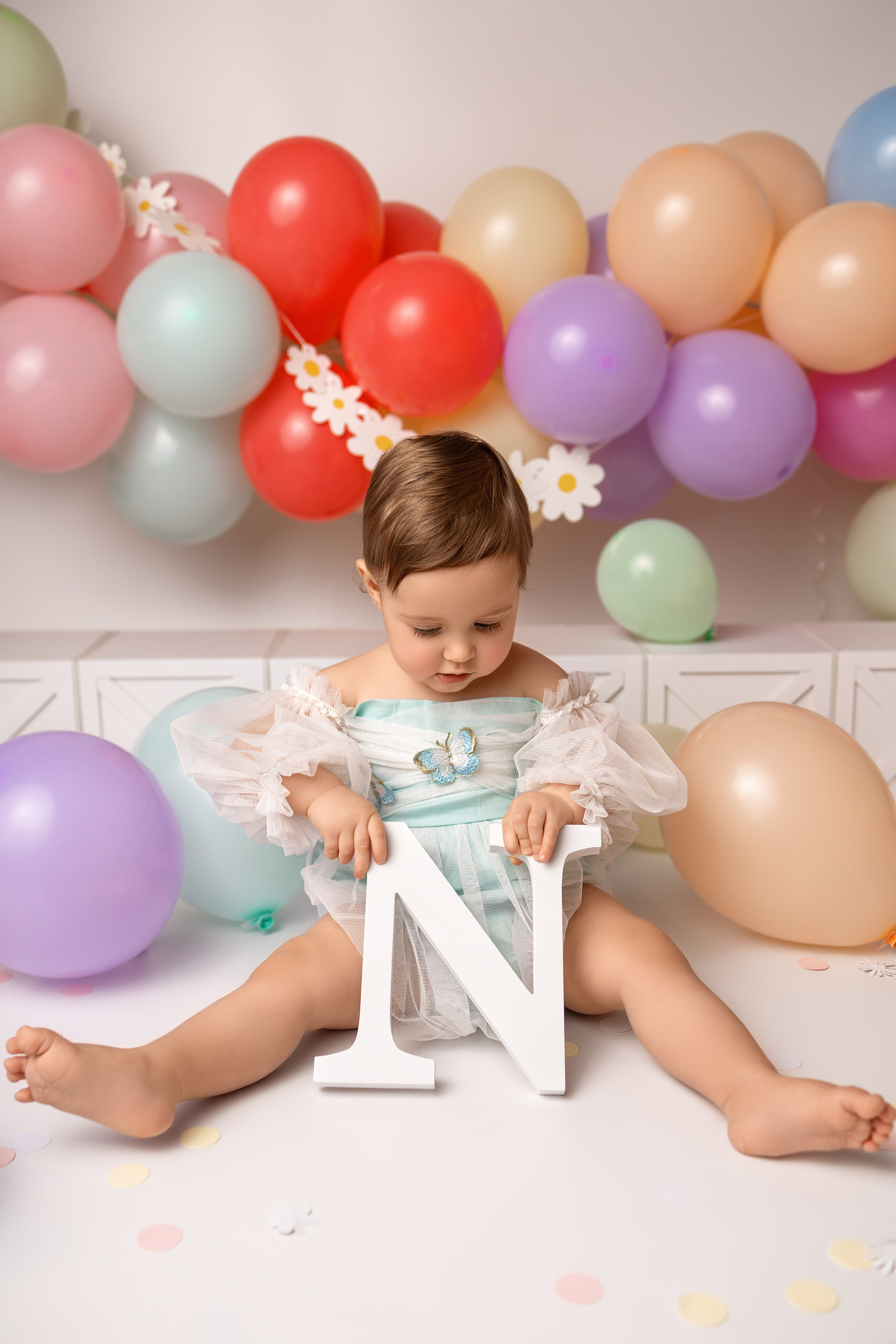 Erste Geburtstag „Cake Smash“. Neugeborene- Schwangerschaft- und Kinder Fotografin in Lehre