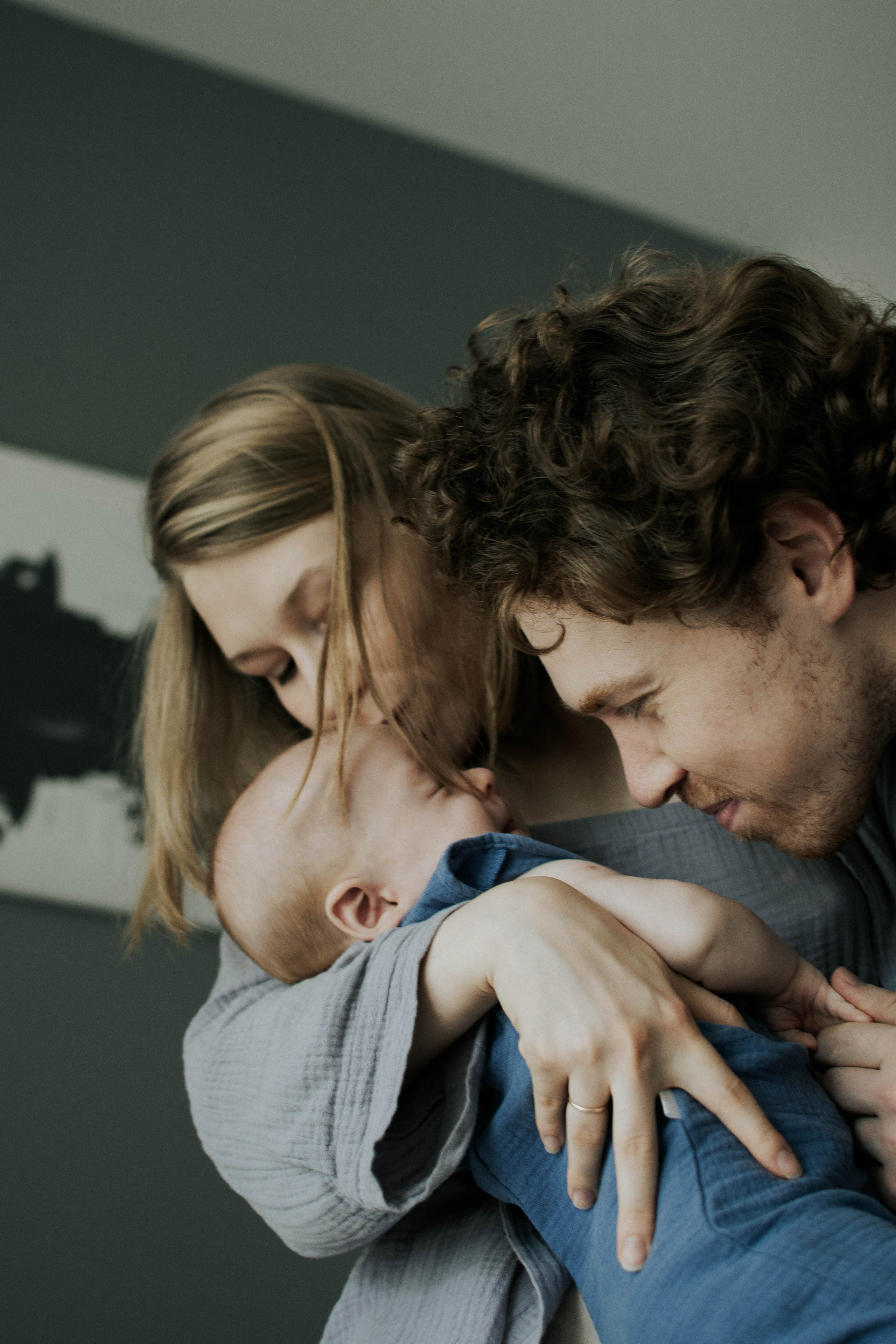 The little one and his parents. Buenos Aires. Photography. Photographer @elmirkami in the city of Buenos Aires