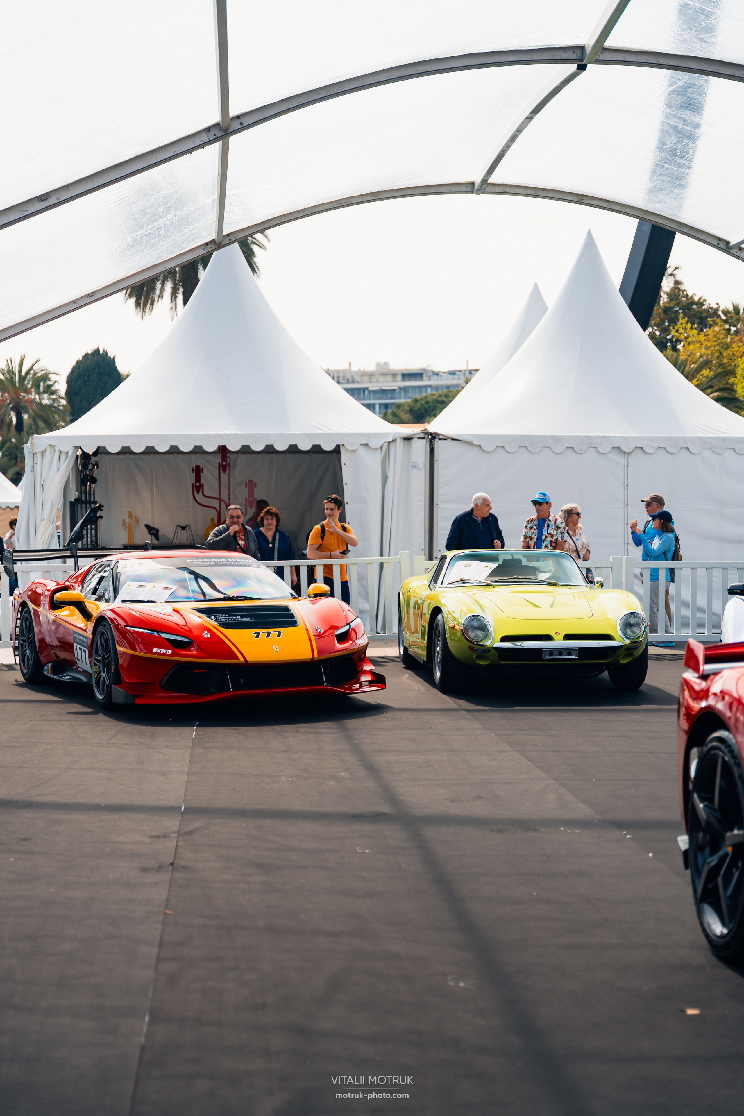 Legends de Nice. Photographe de voitures à Paris — Vitalii Motruk