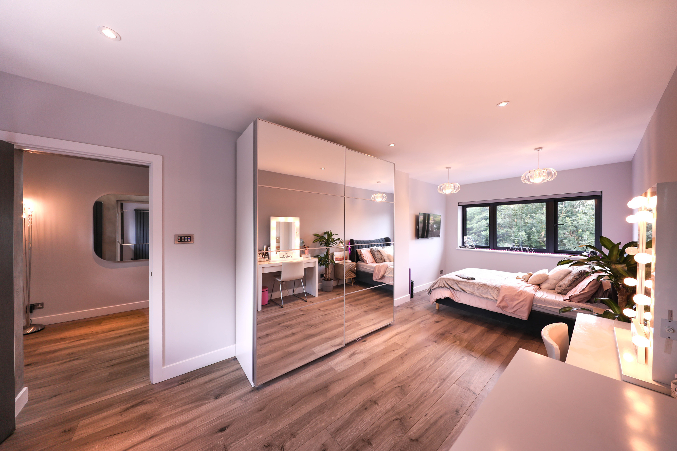 Hayes Bromley, London. Main