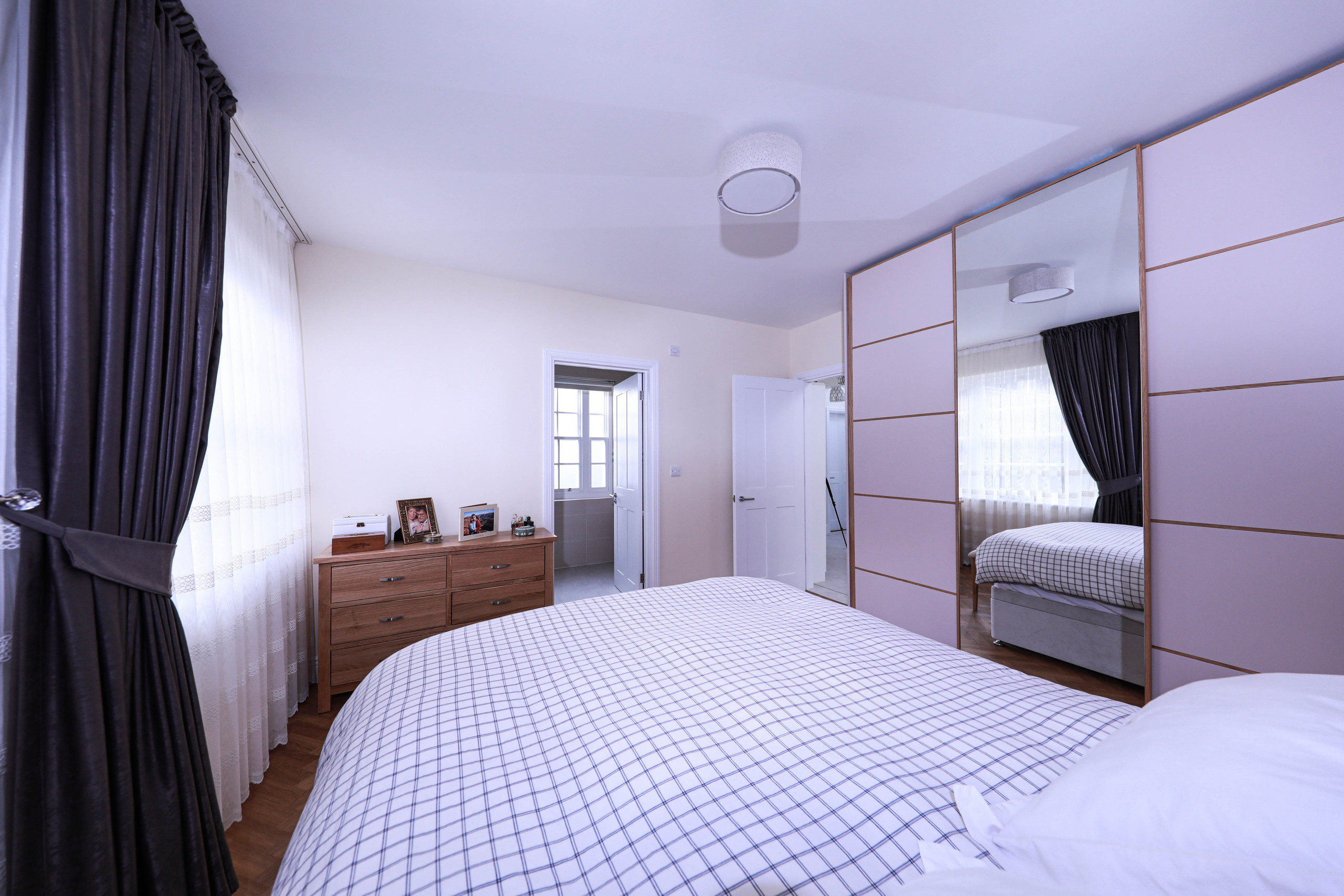 Kensington, London. Main