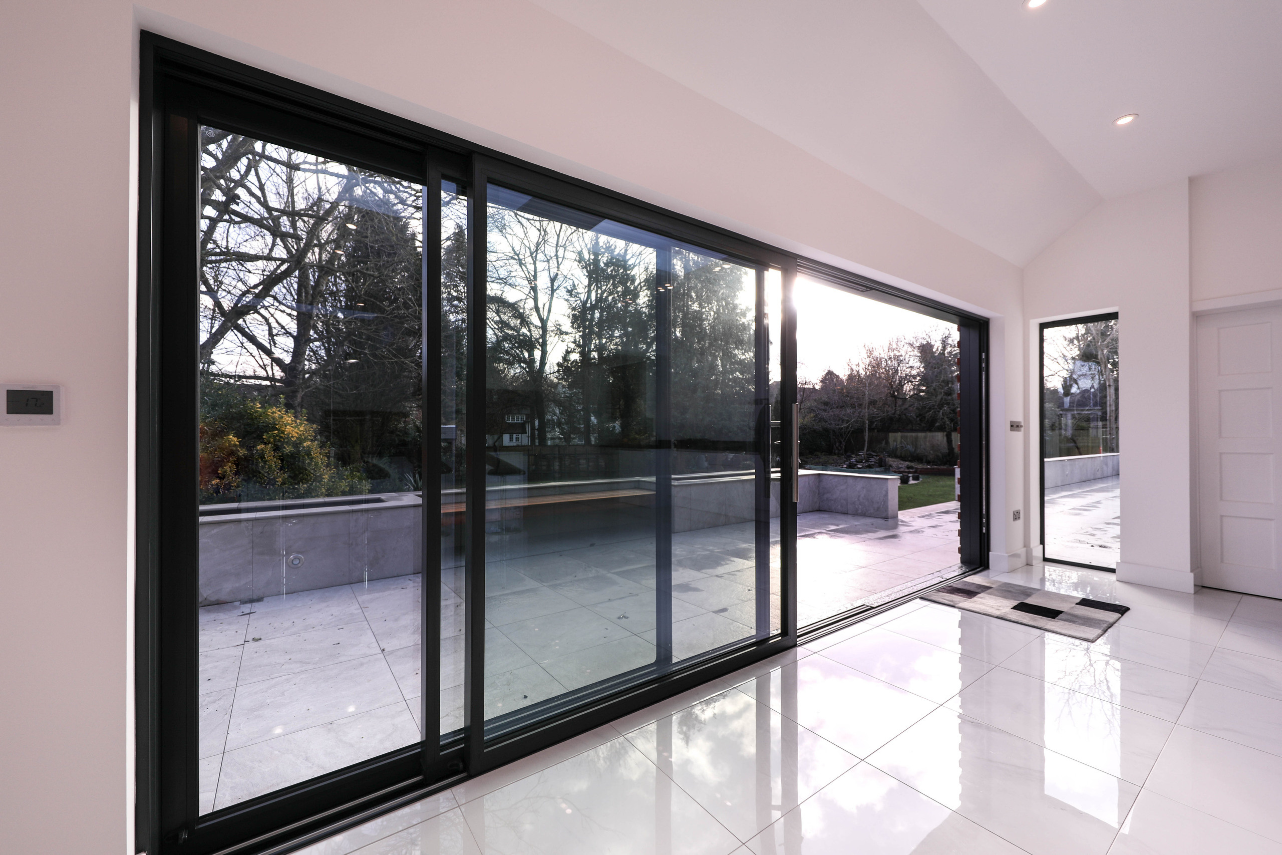 Green Lane, London. Main