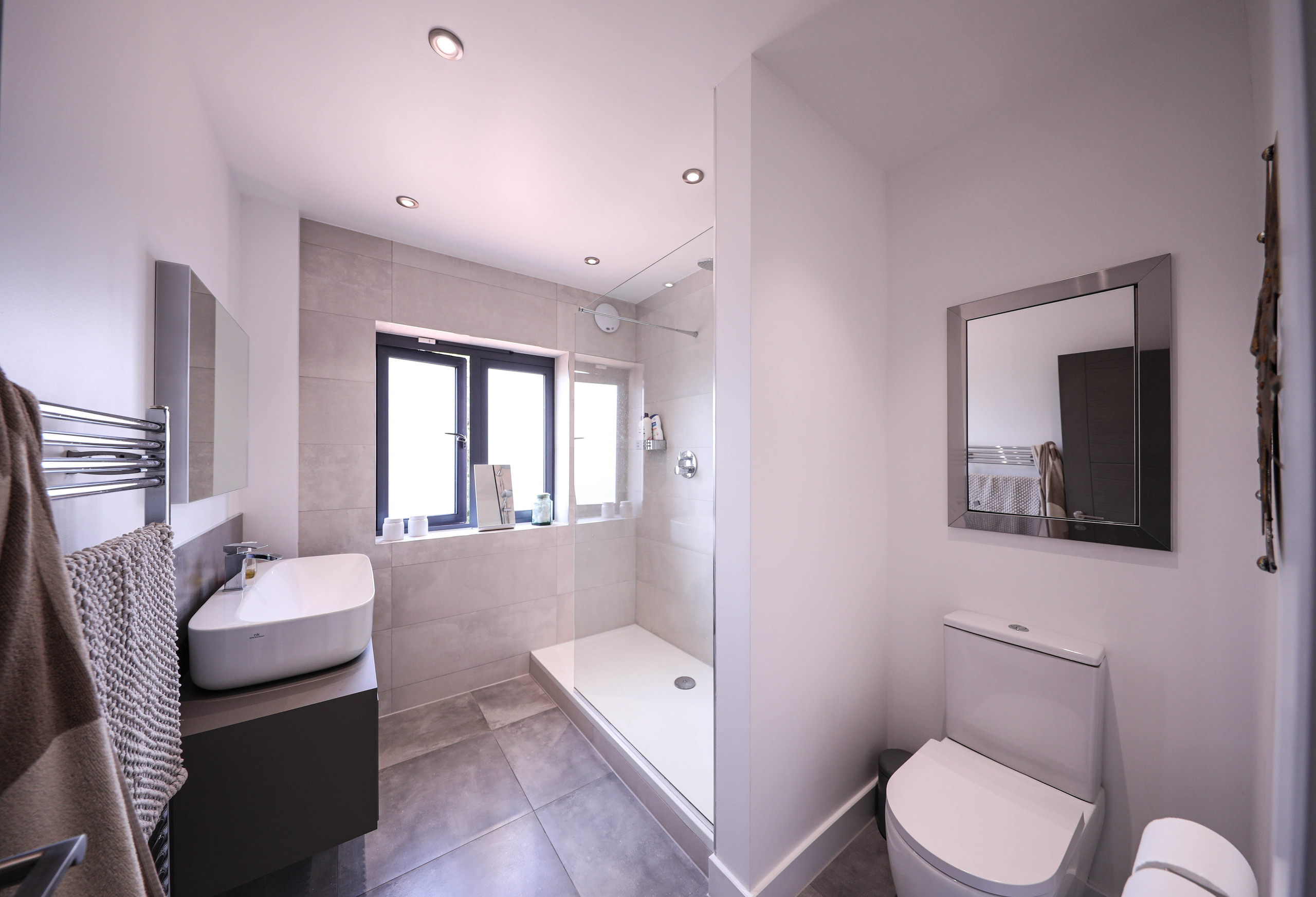 Hayes Bromley, London. Main