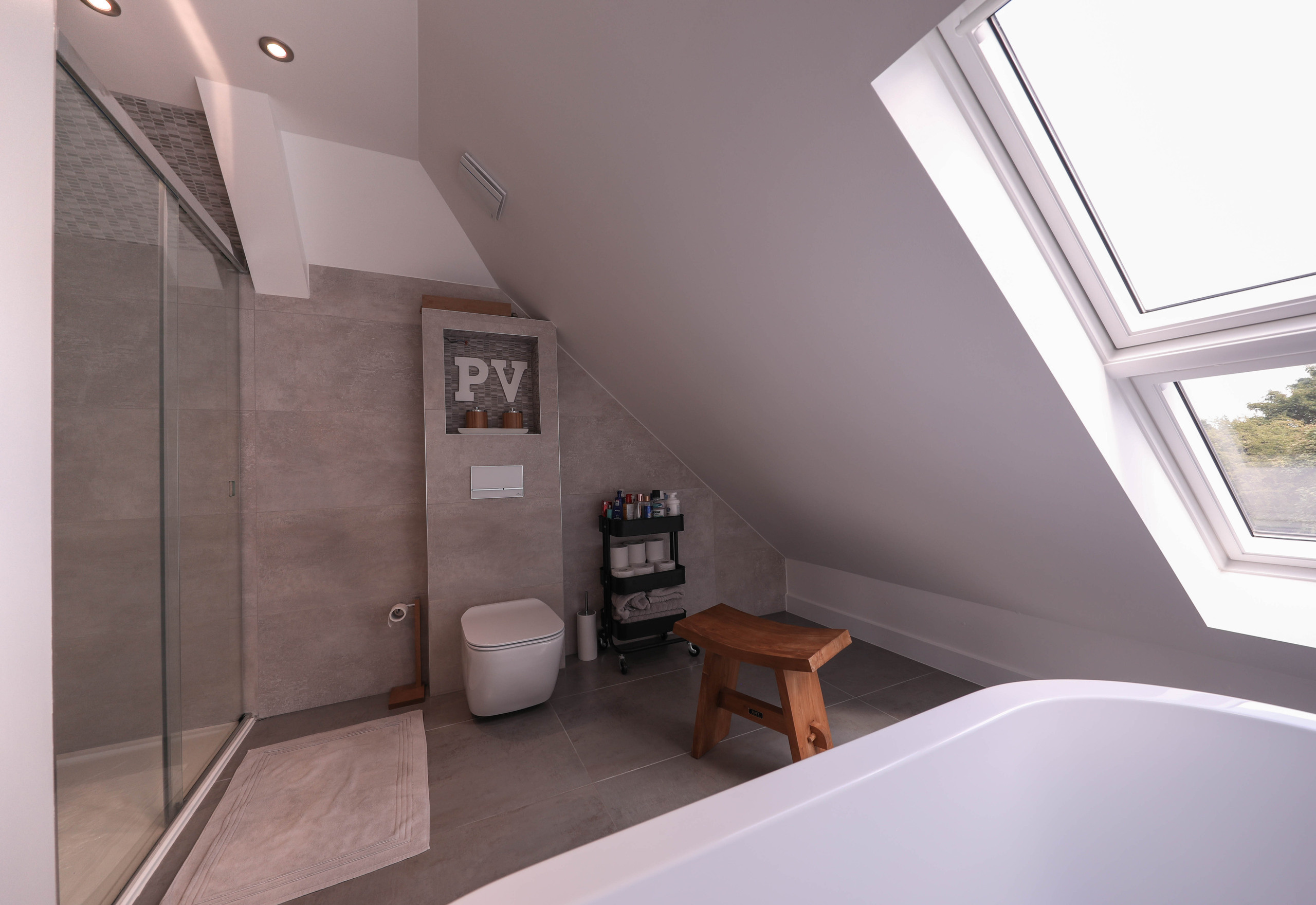 Hayes Bromley, London. Main