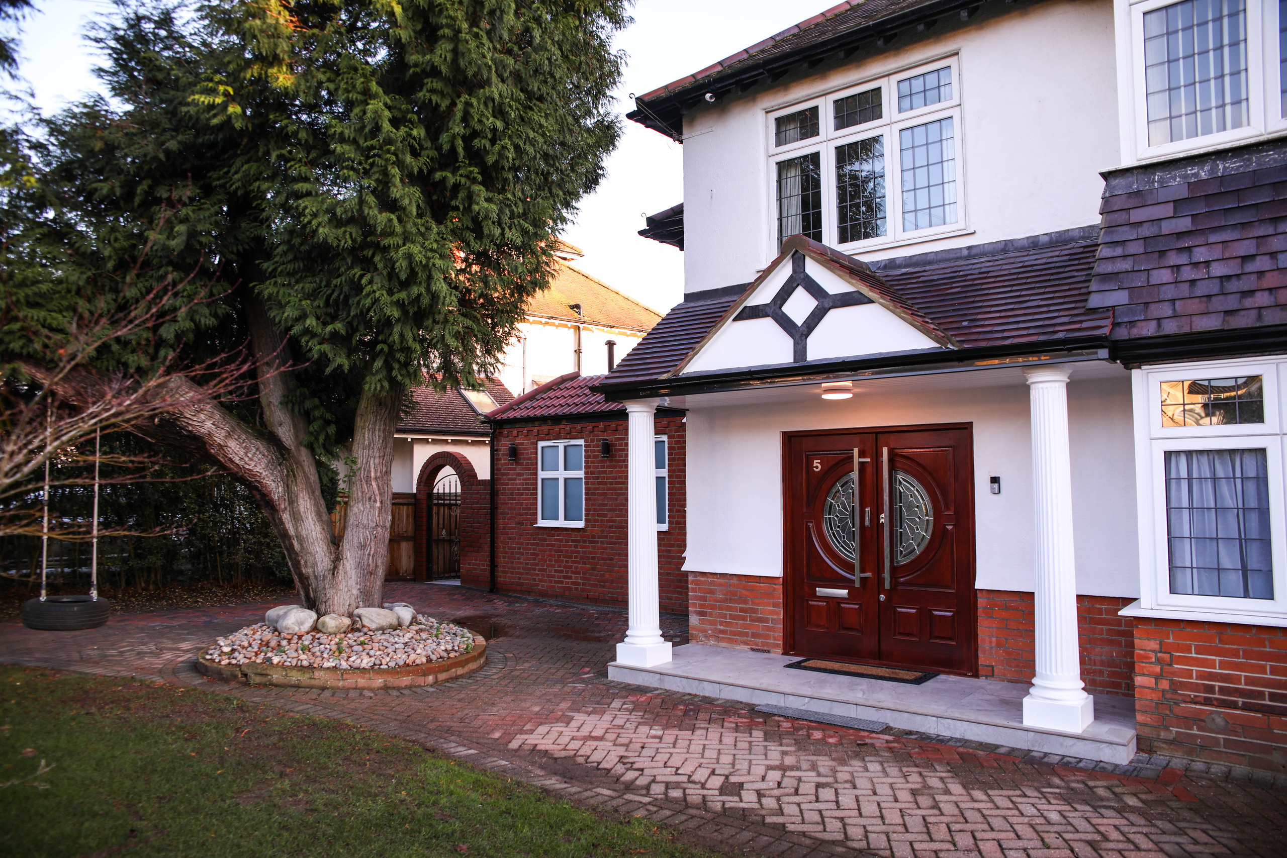 Green Lane, London. Main