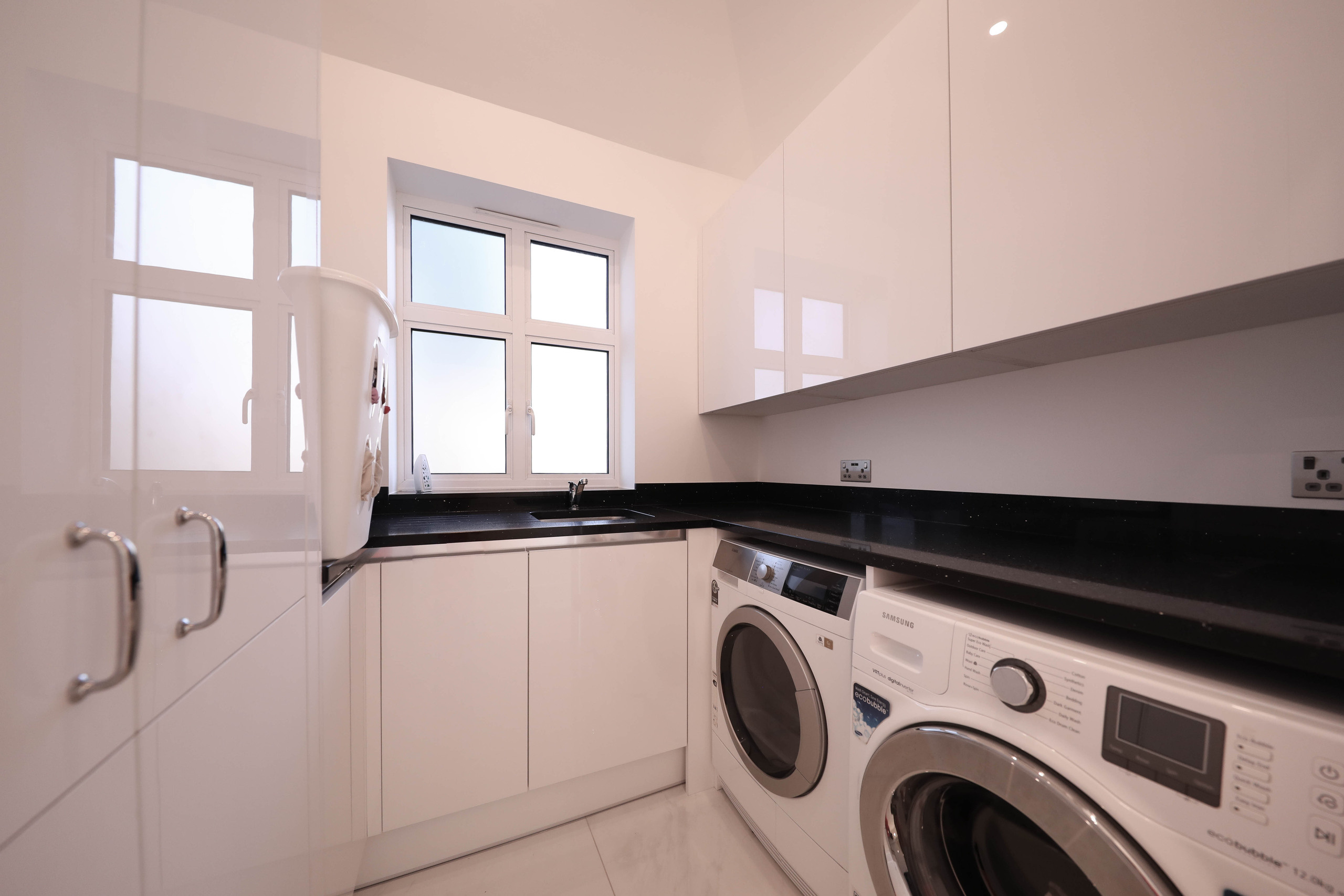 Green Lane, London. Main