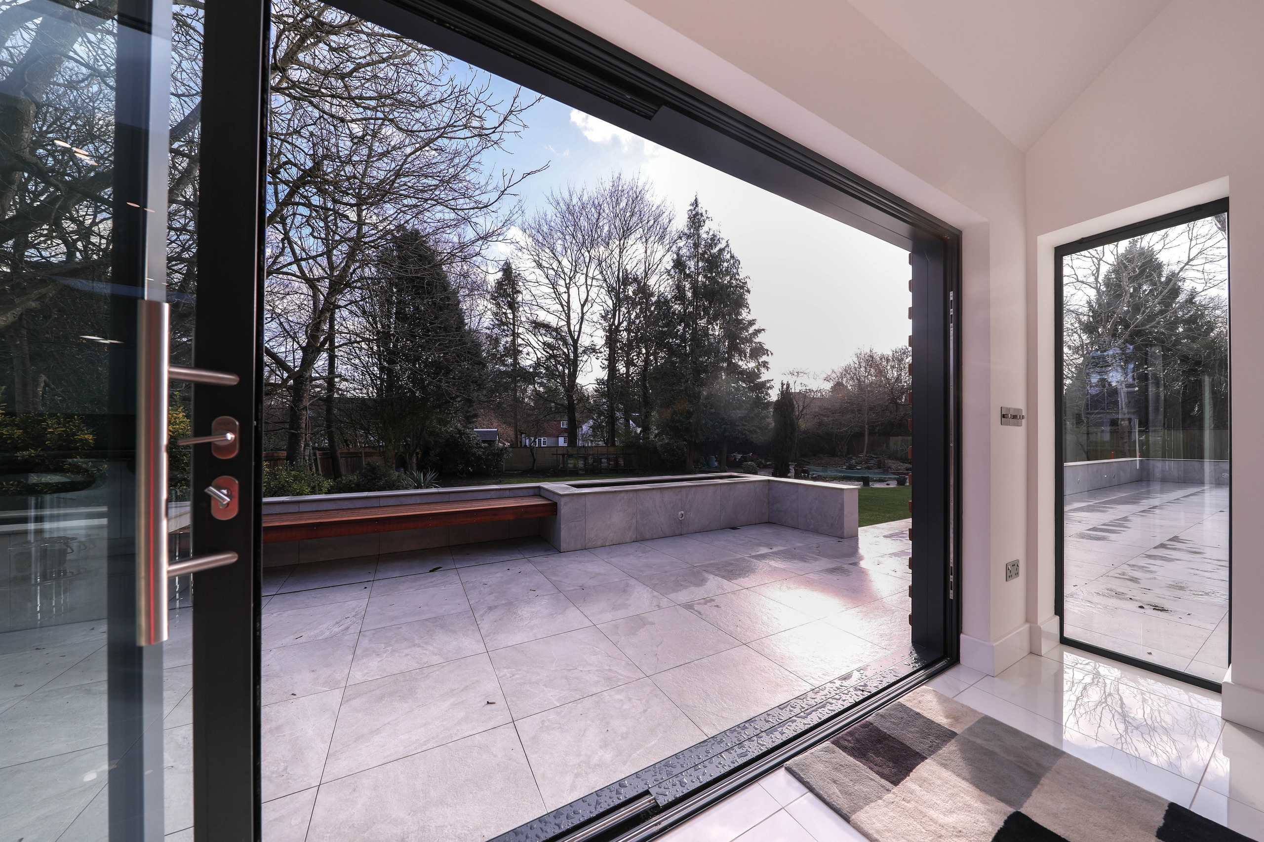 Green Lane, London. Main