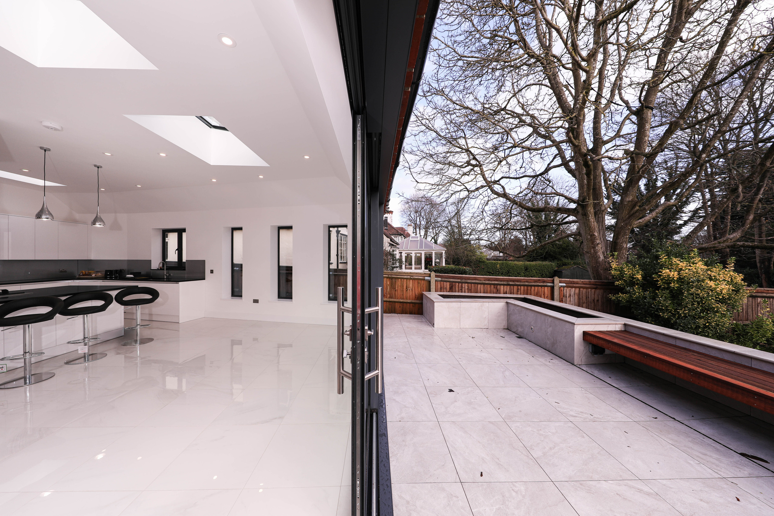 Green Lane, London. Main