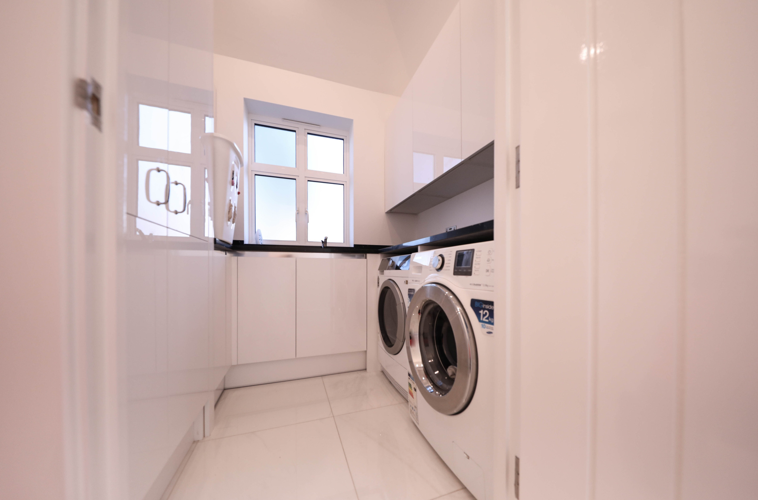 Green Lane, London. Main