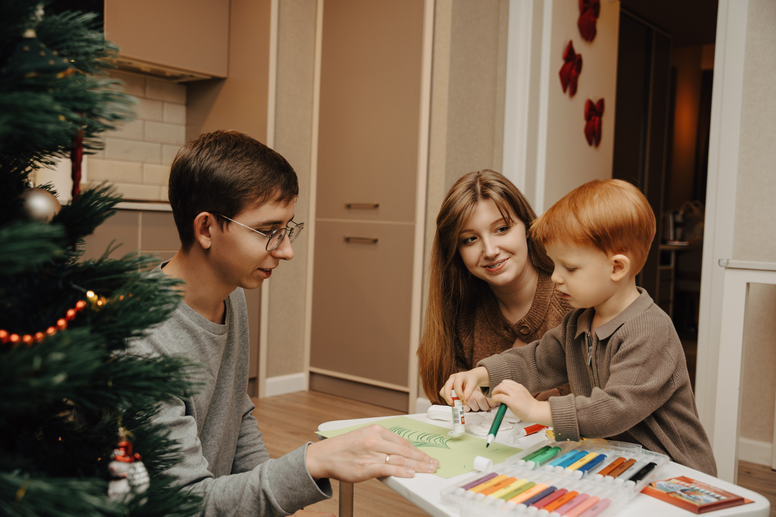 Семейная фотосессия в Батуми в квартире. Портретный и свадебный фотограф в Батуми Валерия Азаренко