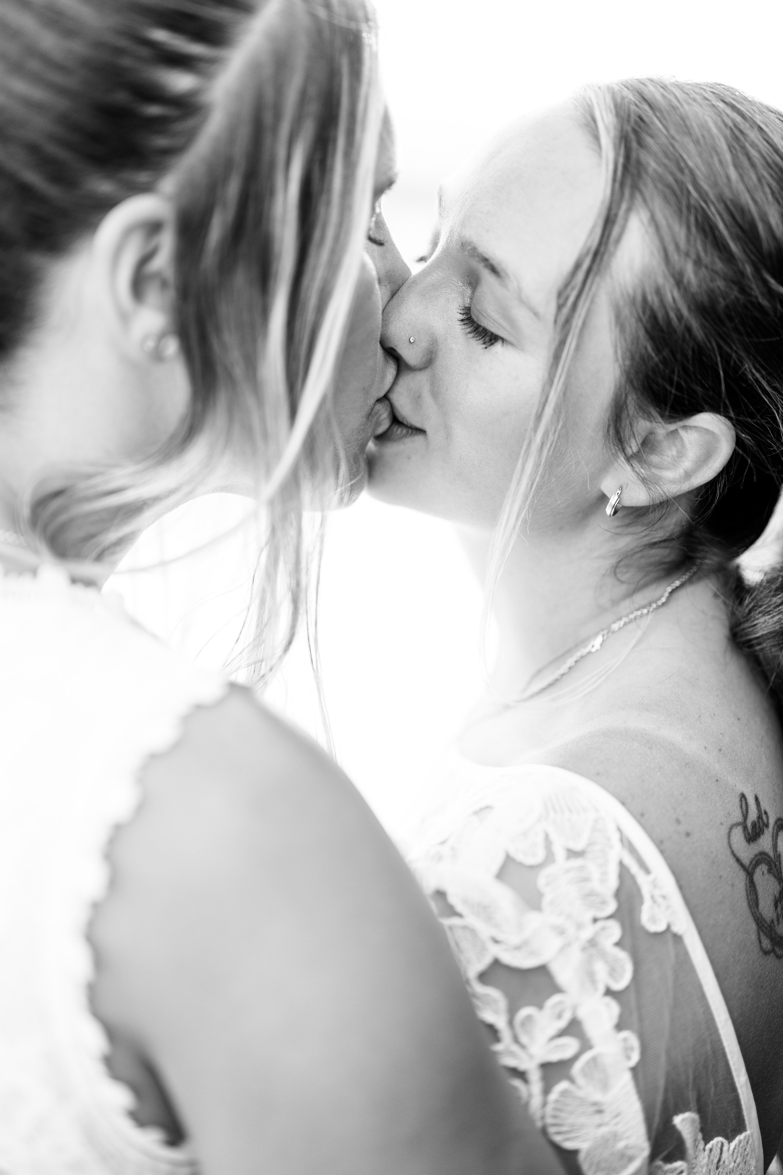 ELOPEMENTS. Wedding Photography & Videography contenting in Tennessee and Florida