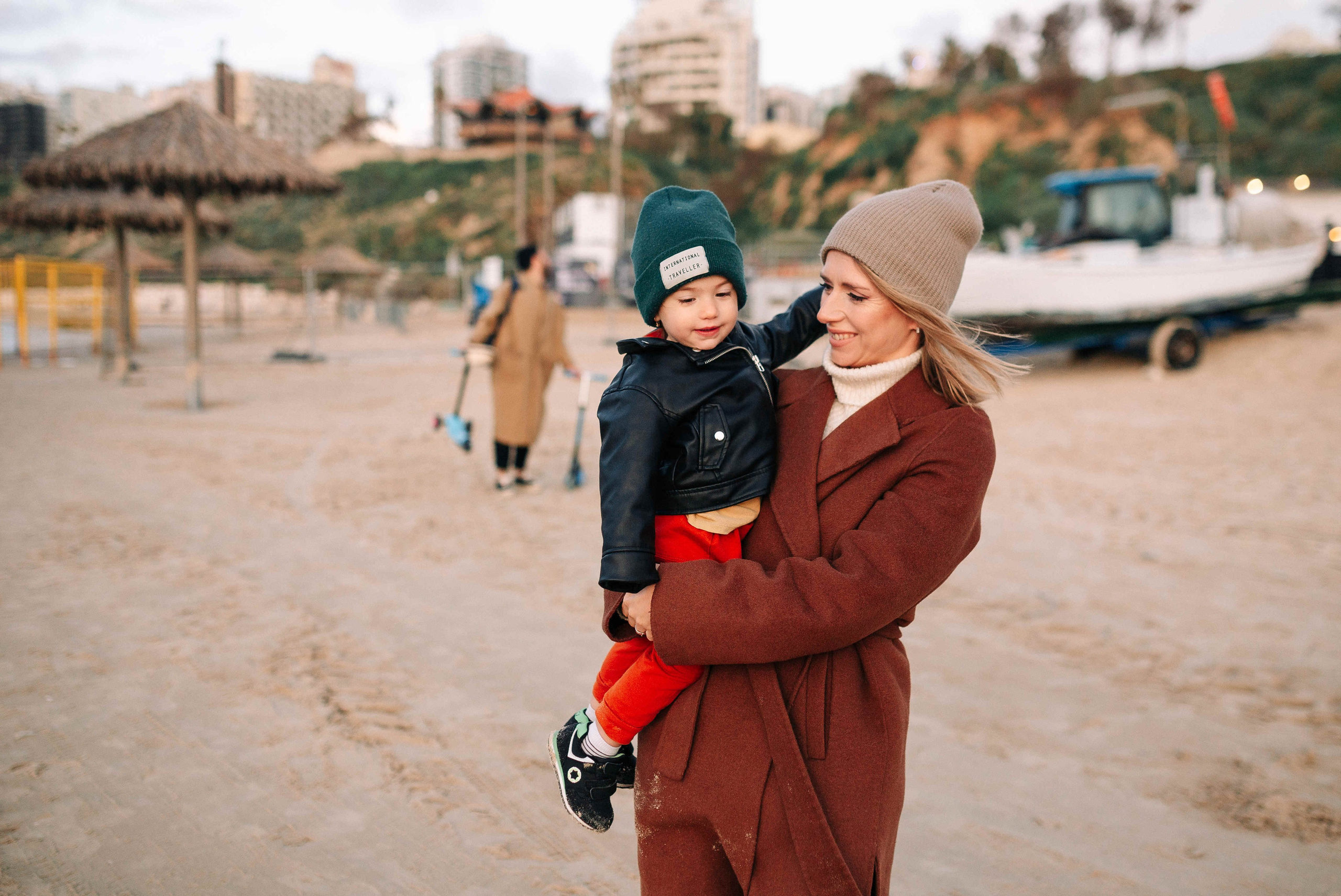WINTER PHOTOSESSION AT THE SEA. Https://shi-photo.com/