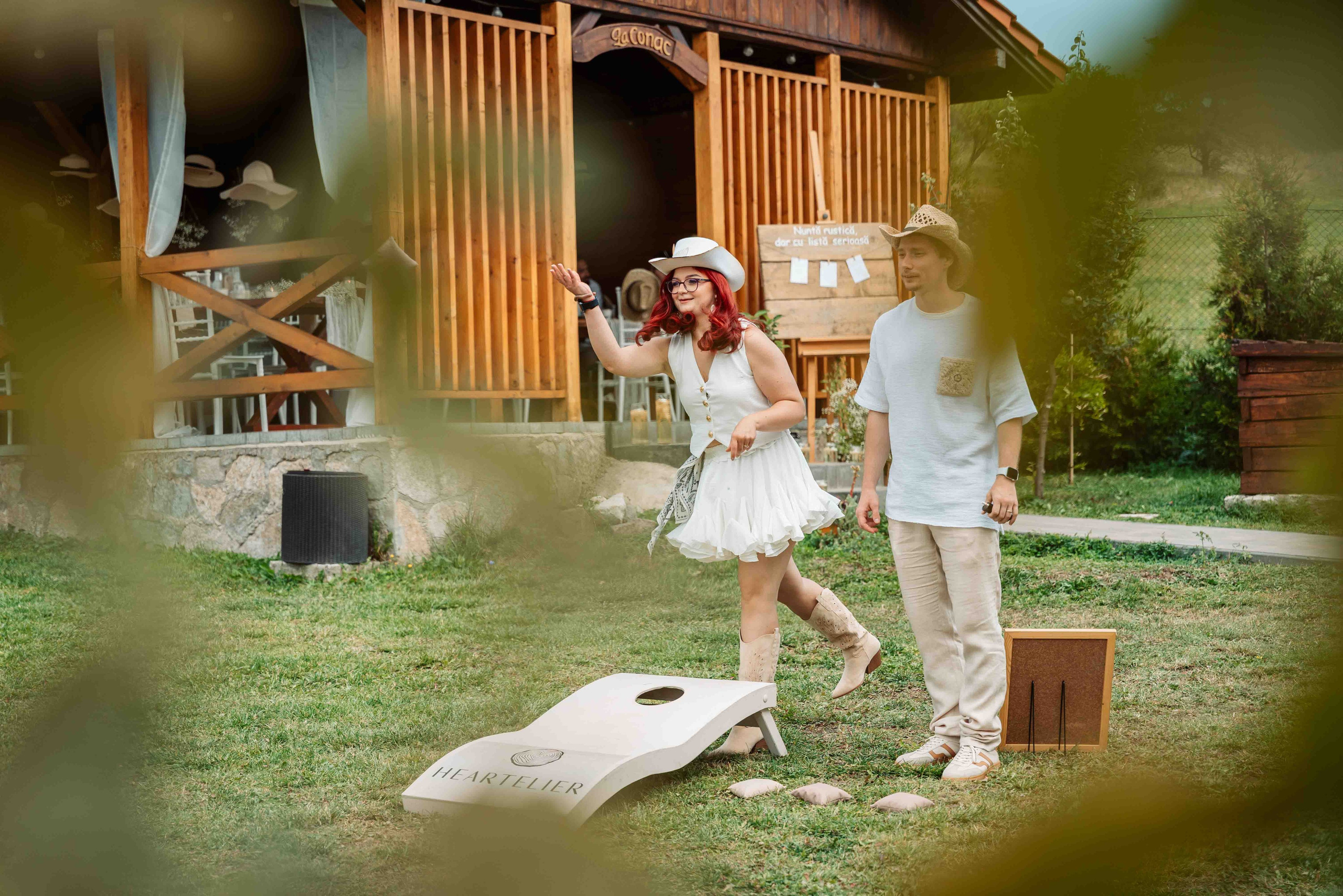 PETRECERE - Andreea & Ciprian. Contrast Studio