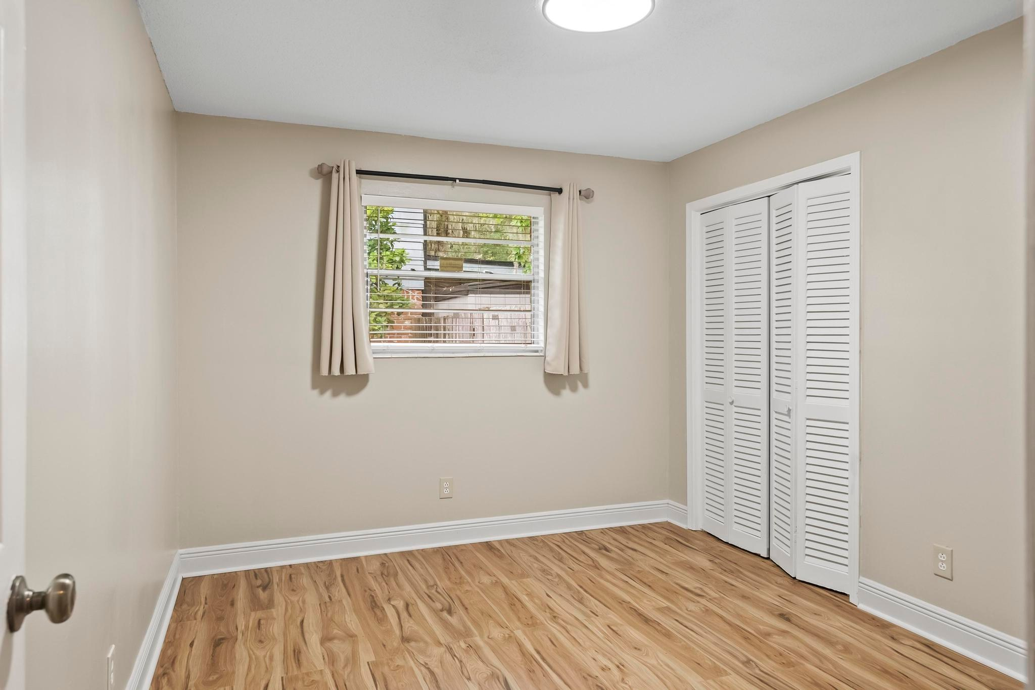 Brierwood Rd, Jacksonville Fl 32 217