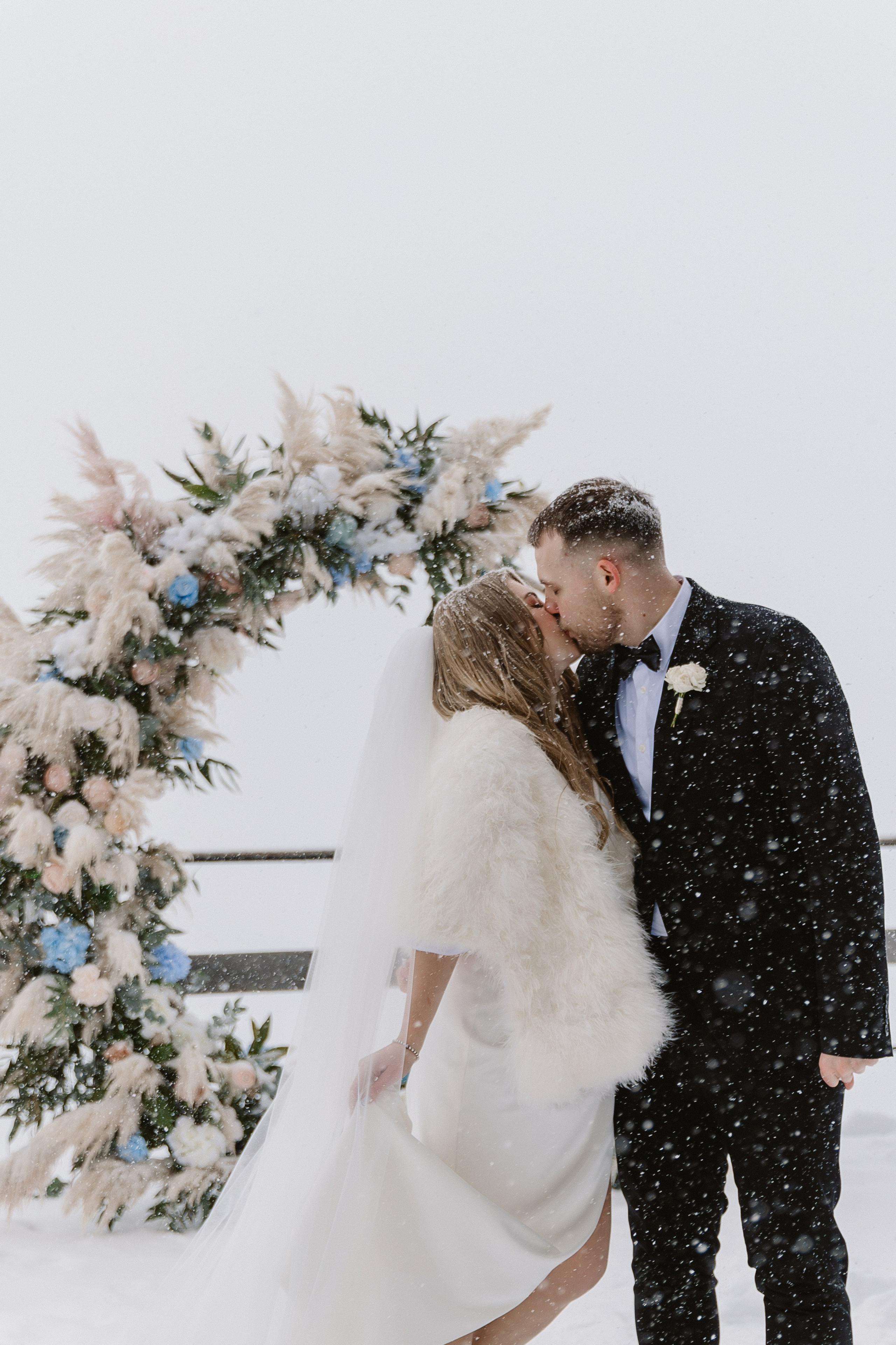 Viktoria & Artem. Photographer Anna Nazarenko