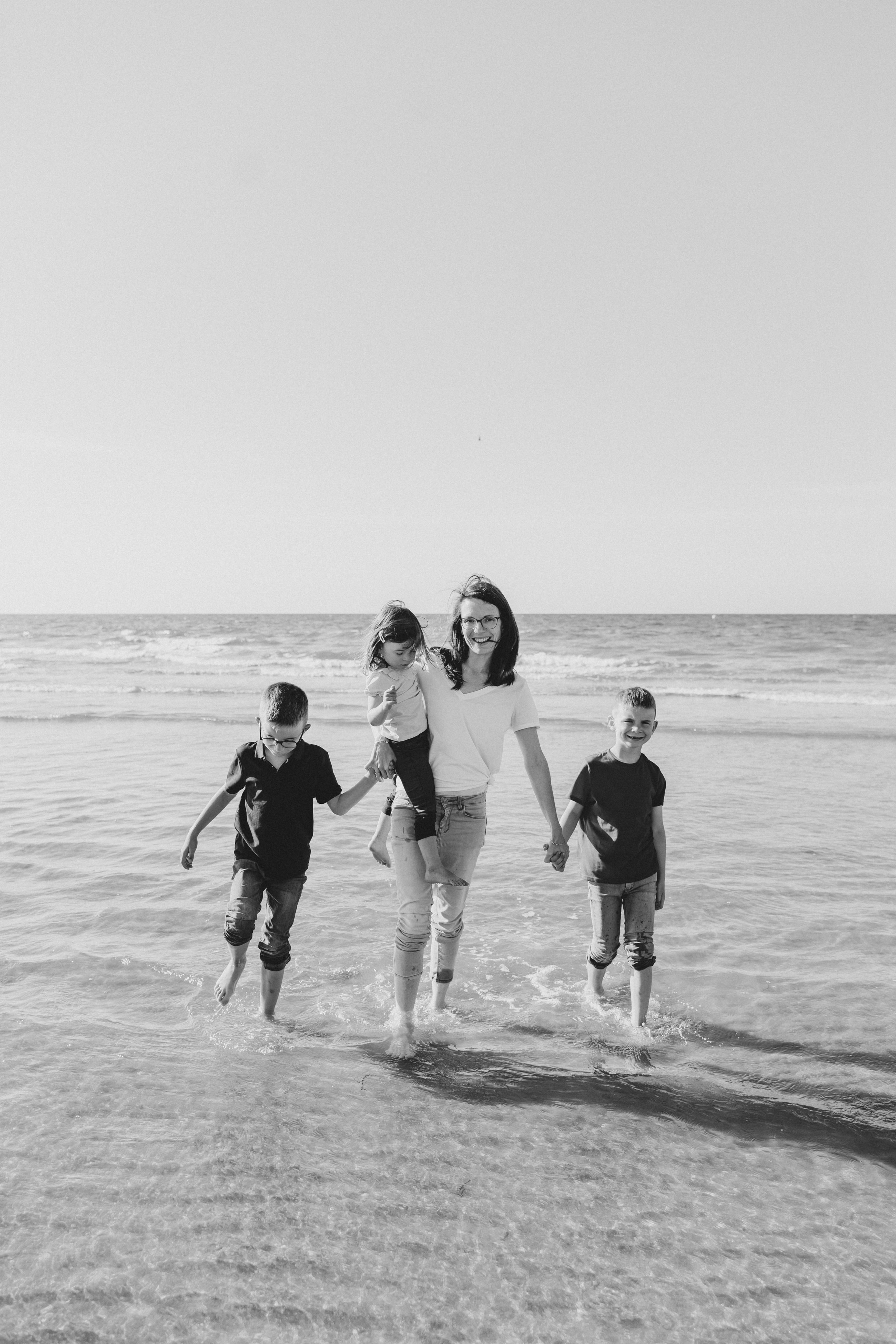Un moment de tendresse. Weeding photographer / event / portrait