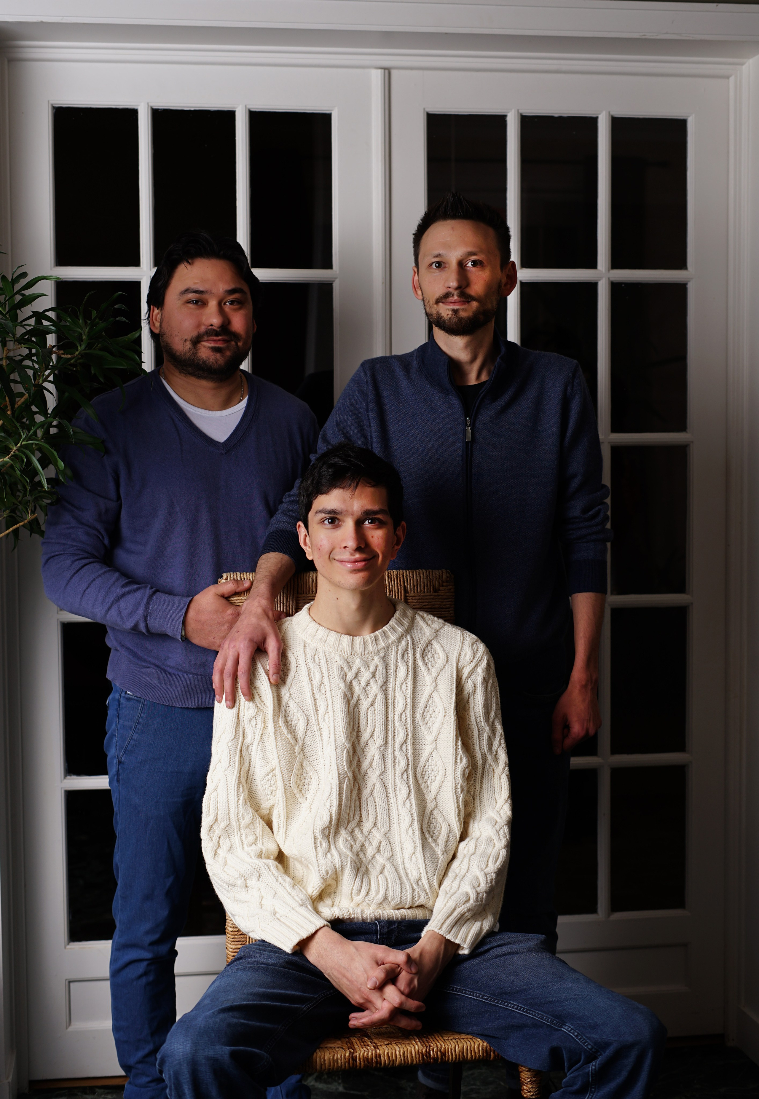 Edouard et sa famille. Petit trésor photos de famille, grossesse et nouveau-né à Roanne