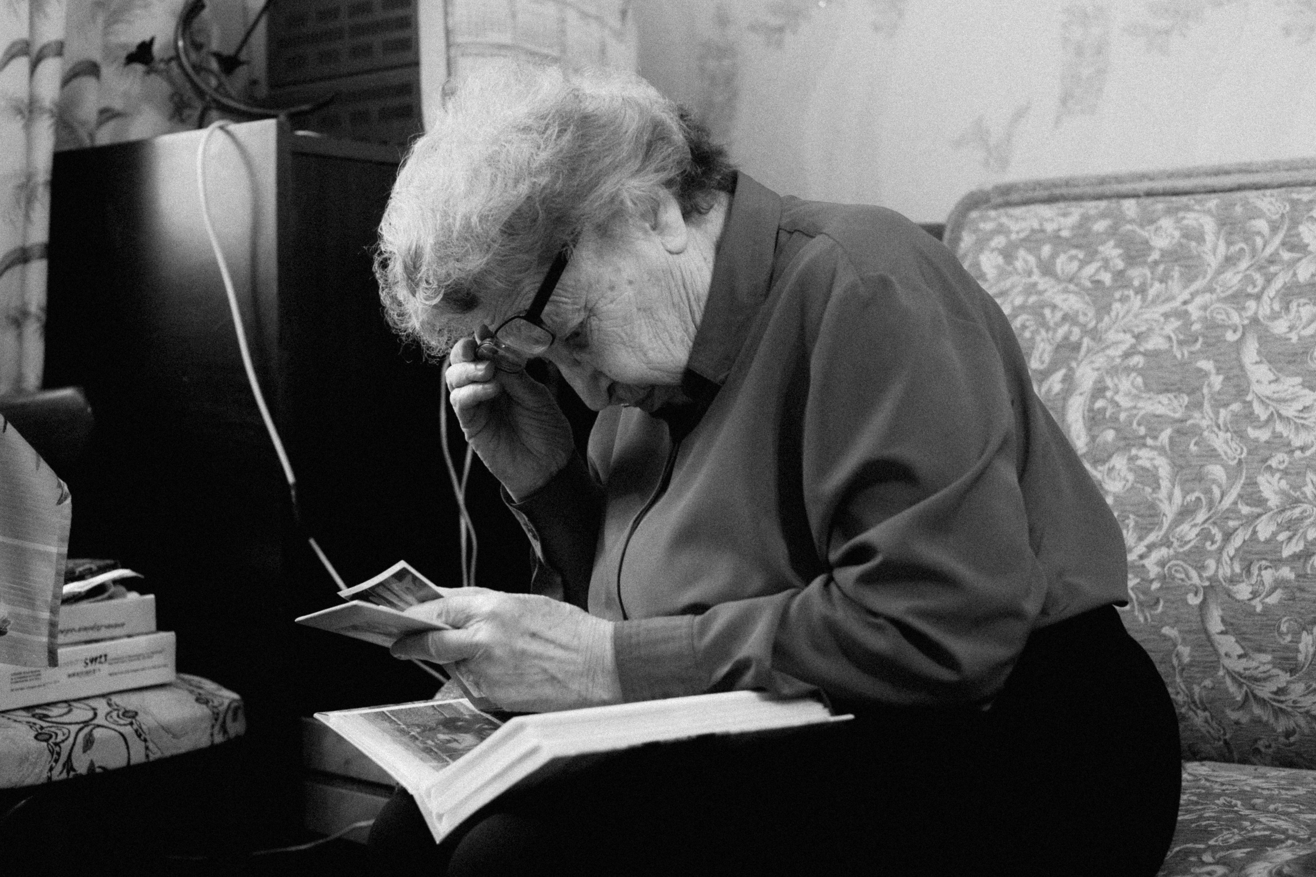 Мятая бумага лиц. Фотограф Андрей Друк