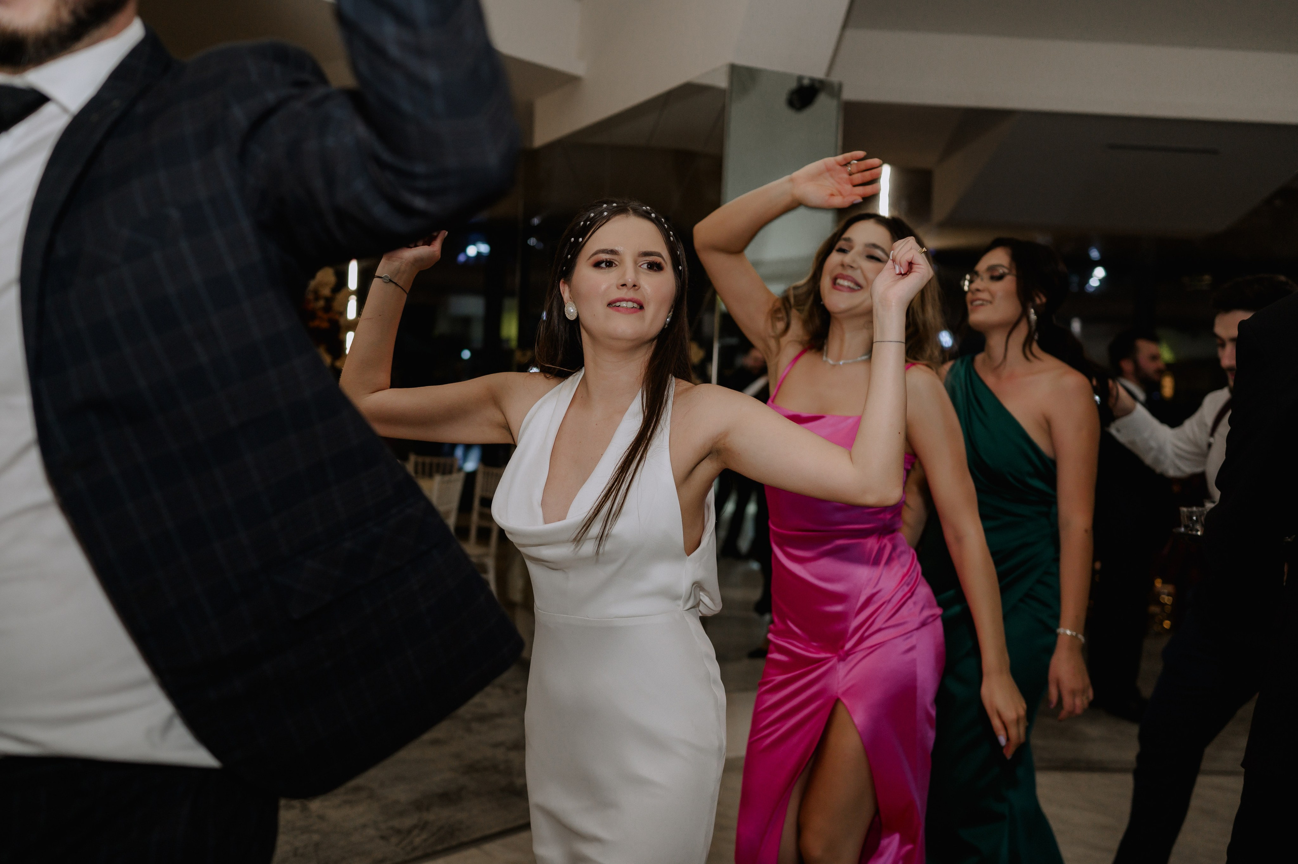 Nunta in Octombrie, in culorile toamnei , la Elysium , Iasi. Proud Vision Weddings | Wedding Photography & Film — Servicii profesionale Foto Video Nunta Iasi