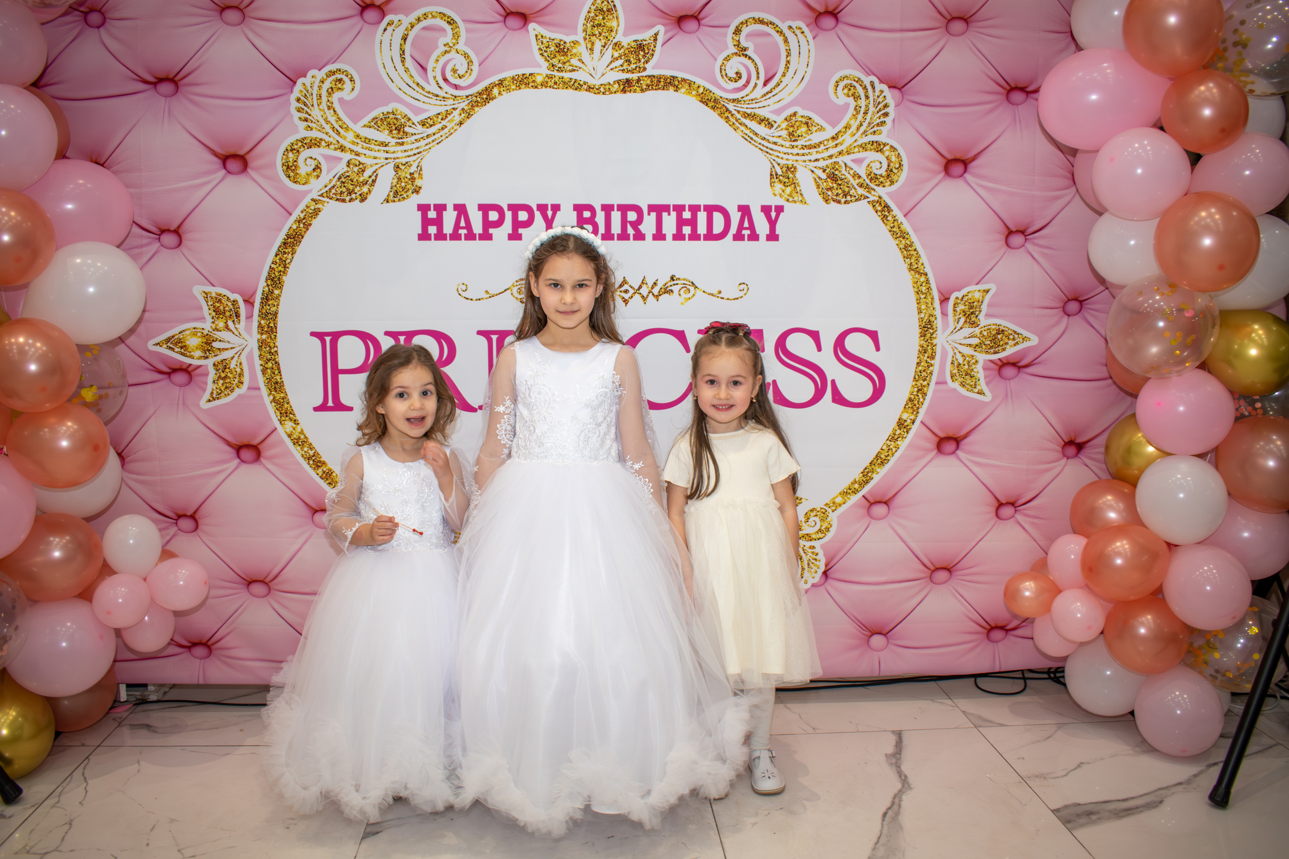 Happy Birthday. Fotograful și Cameramanul familiei dvs în Franța Paul Photographer