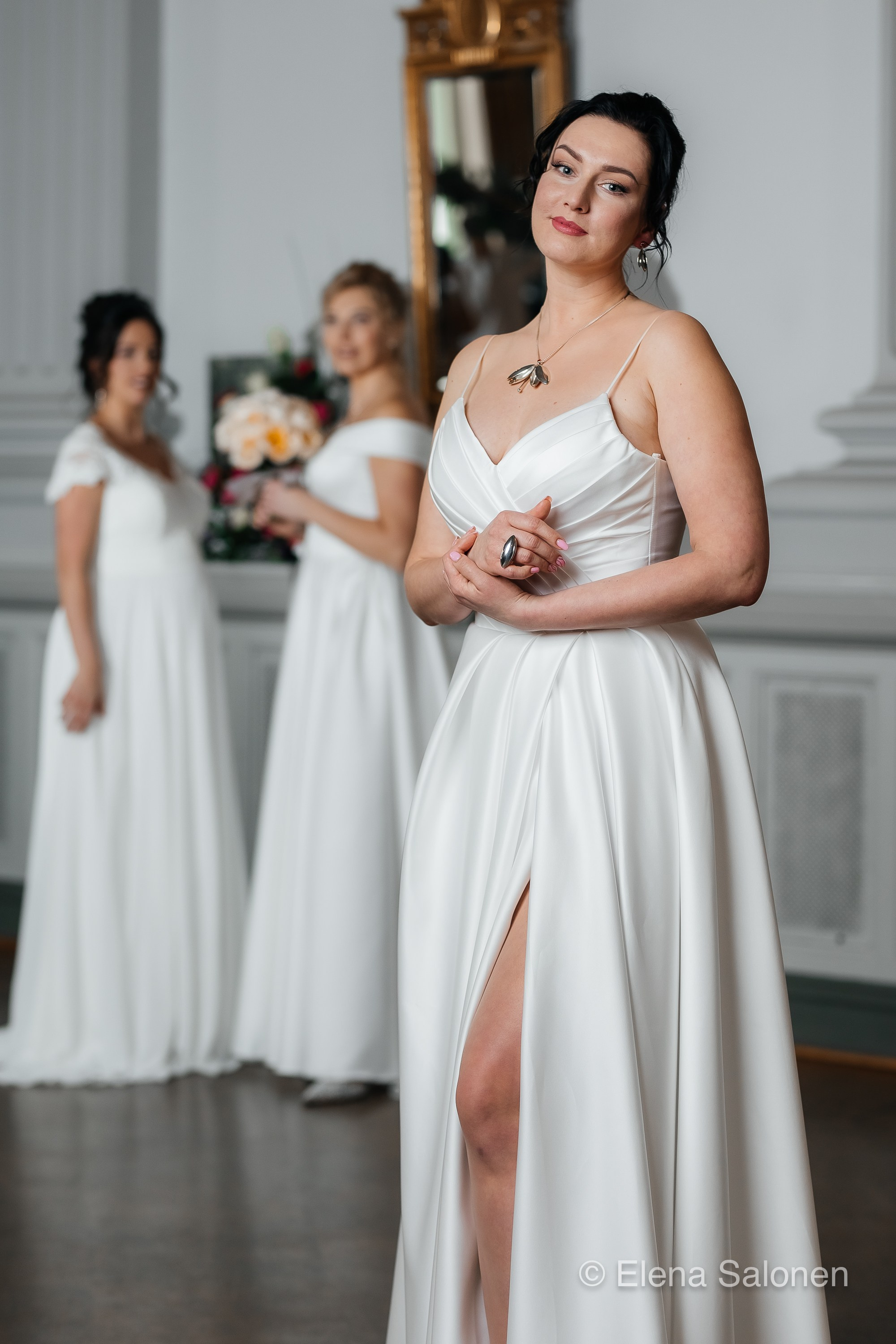 Iso hääkuvaus Helsingissä. Valokuvaaja Lahti, Helsinki Elena Salonen