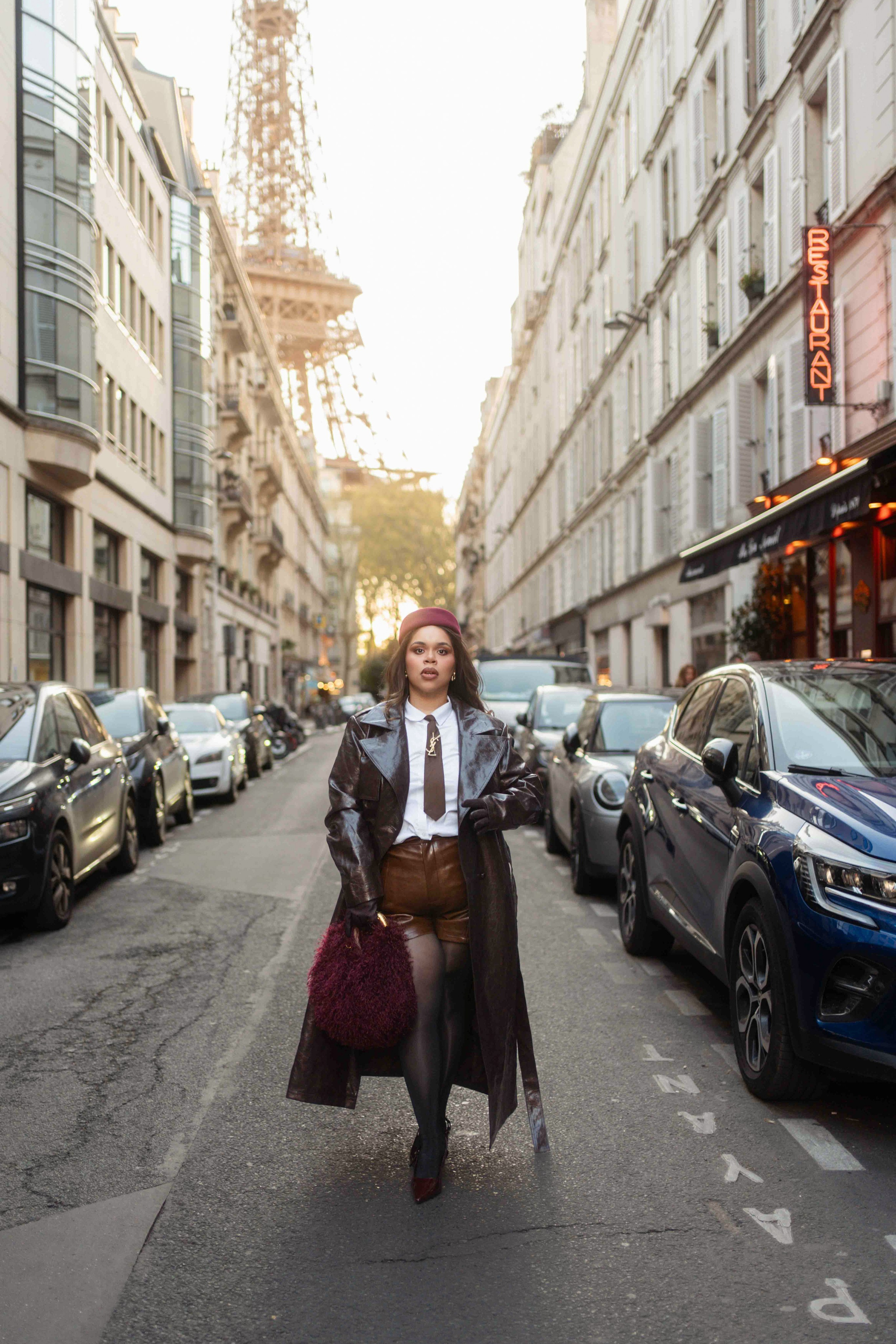 Miriana (1 hour). Photographer in Paris|Solo and groups, portraits & content, couples photo-shoot in Paris at the best locations