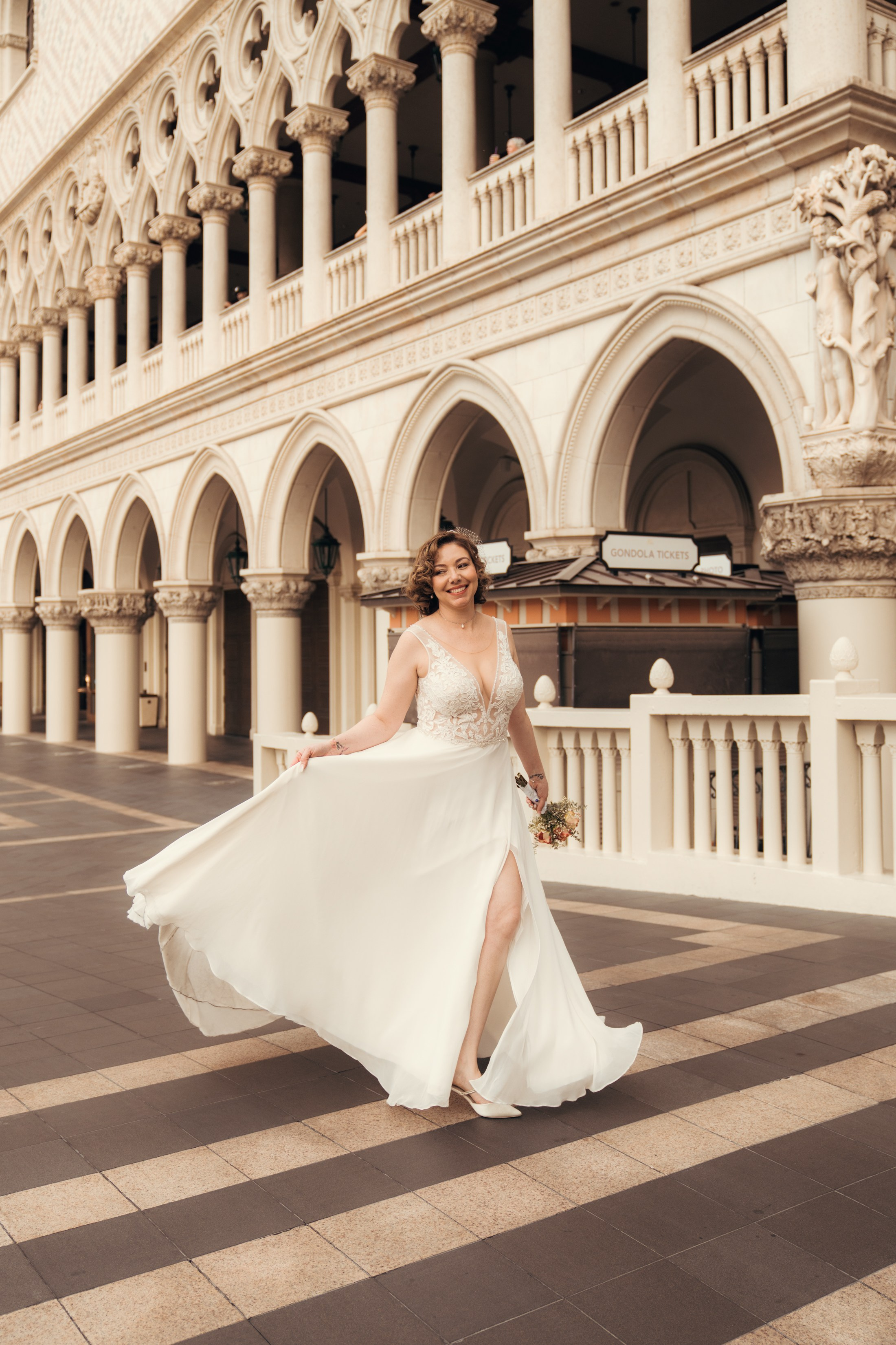 Ivelis&Manuel. Wedding & elopement photographer Viktoriya Kravtsov. Las Vegas