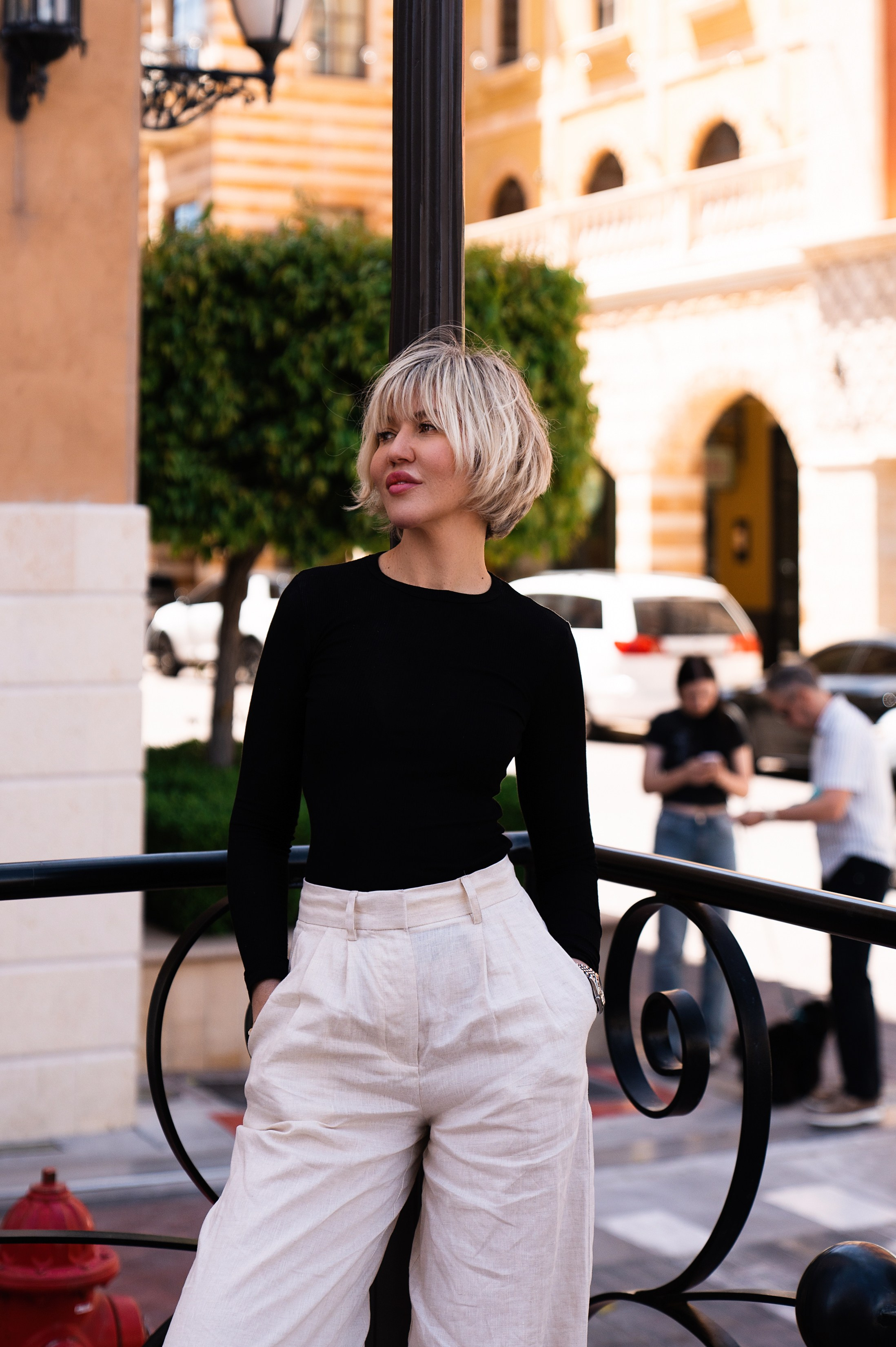 Tesa and her family. Wedding & elopement photographer Viktoriya Kravtsov. Las Vegas