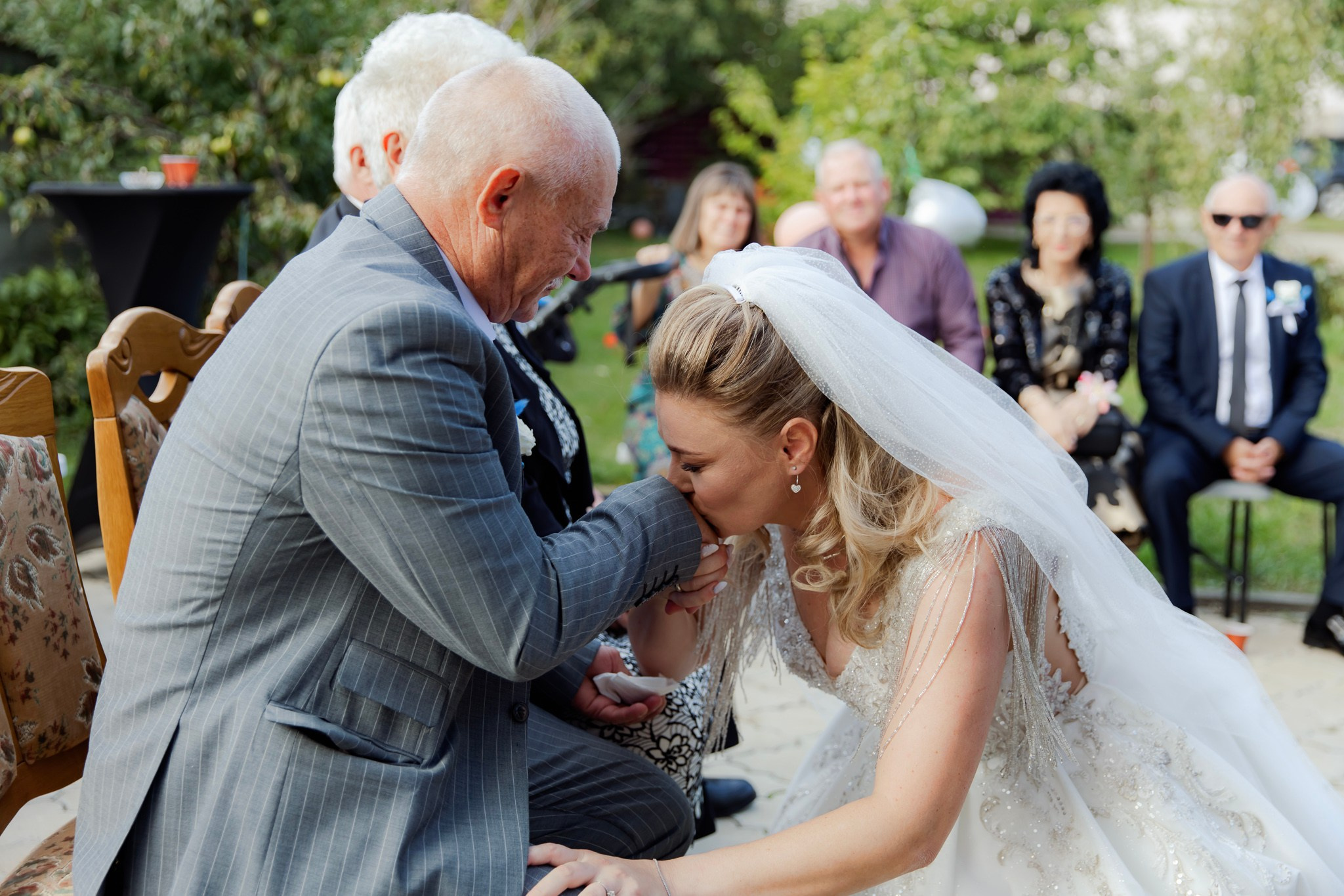 Mihai & Oana. Servicii foto-video profesionale, pentru momente de neuitat