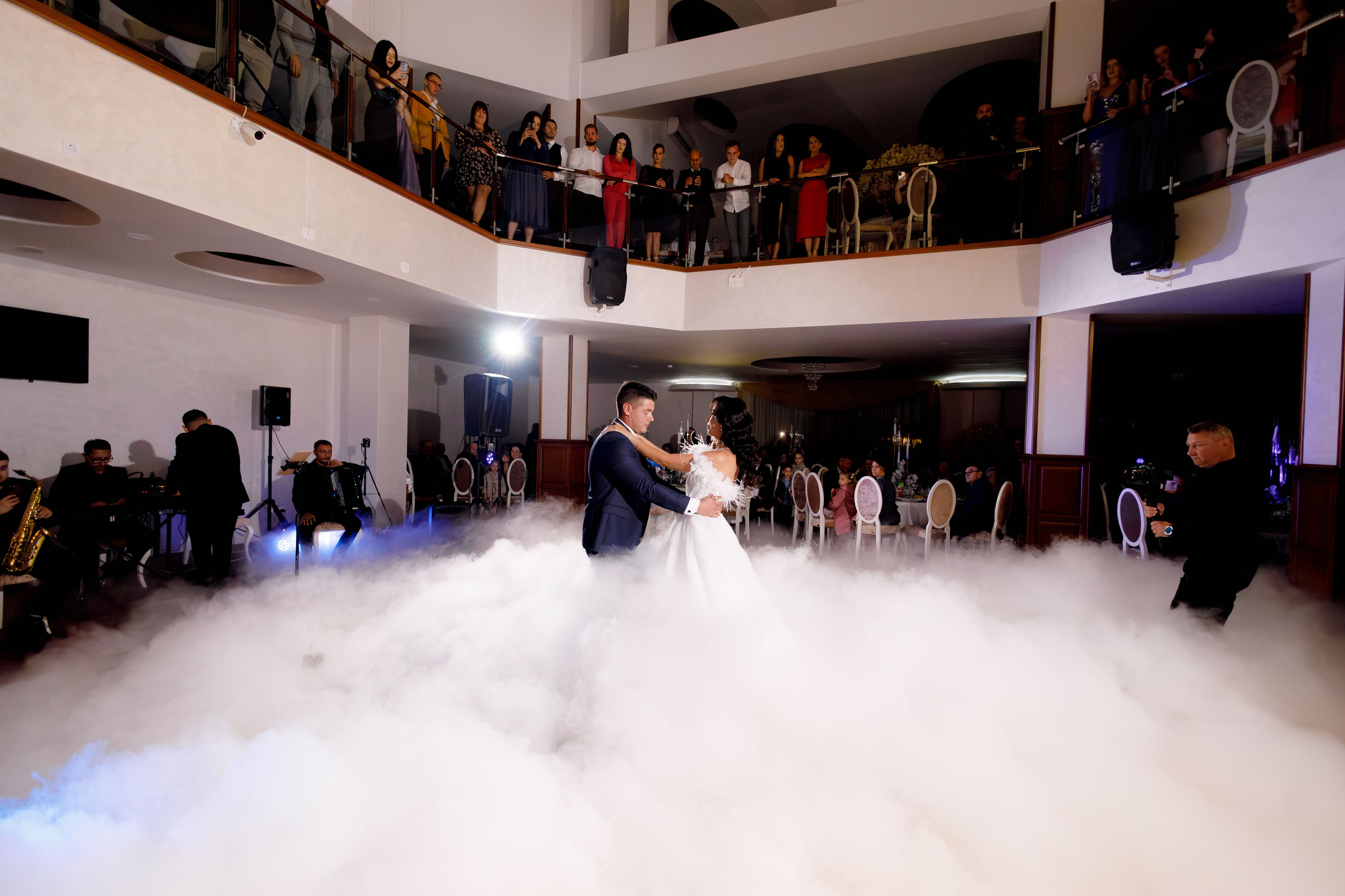 Loredana & Emilian – Ziua Nunții | Videografie - fotografie Botez Suceava, Iași, Botoșani. Servicii foto-video profesionale, pentru momente de neuitat