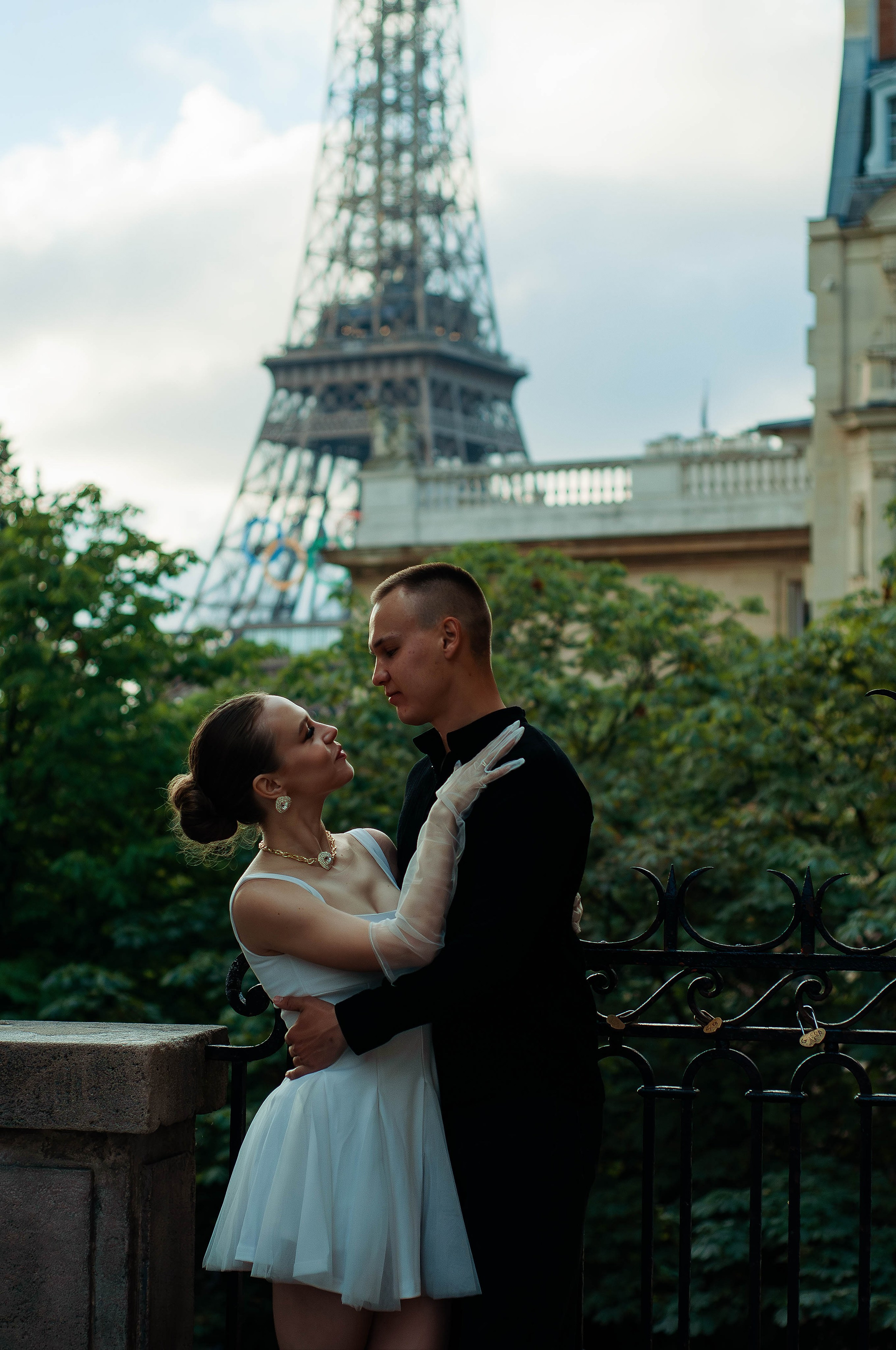 Elopement photoshoot. Paris photographer — Polina Osipova
