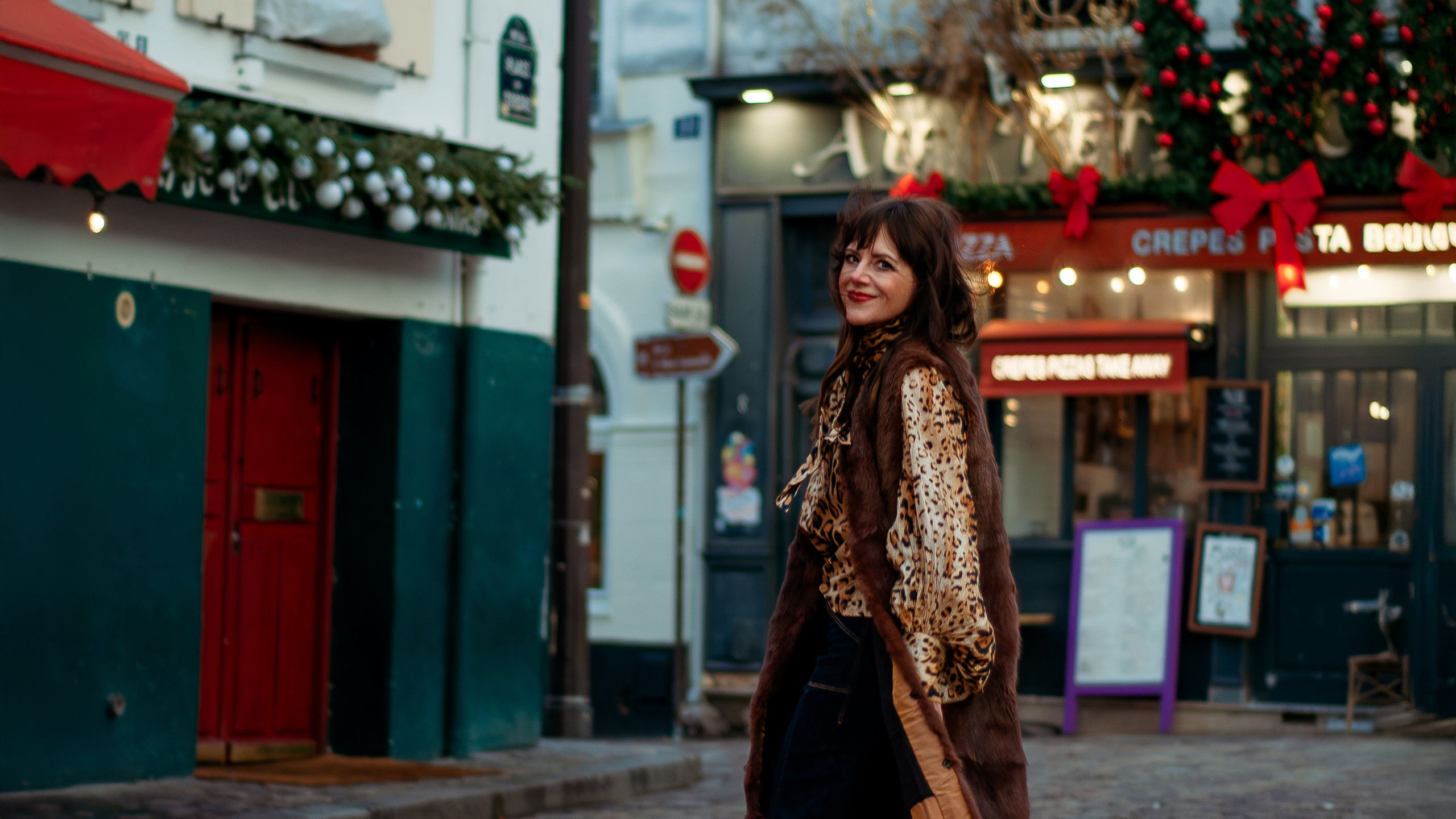 Christmas photoshoot. Paris photographer — Polina Osipova