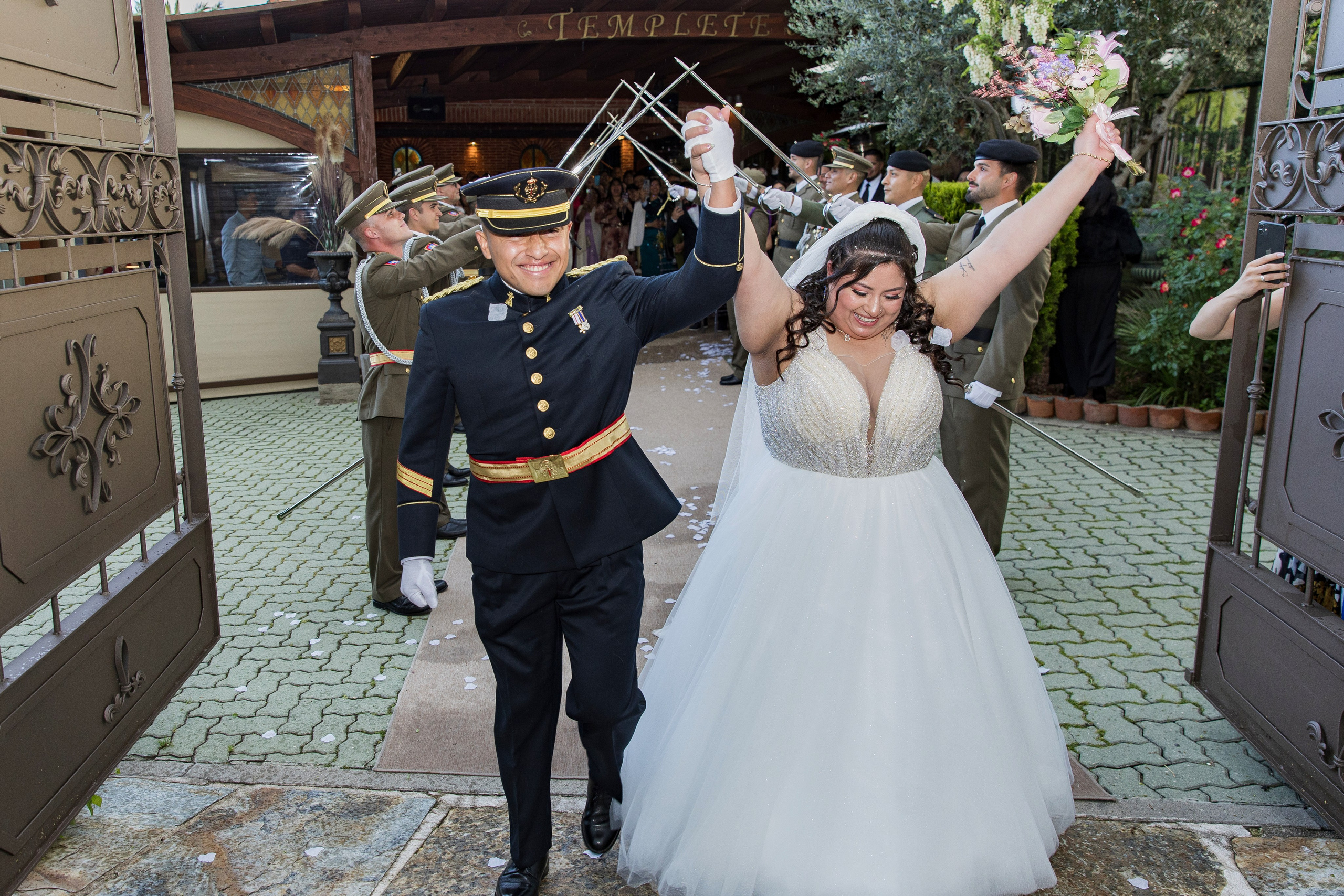 Alisan & Christofer – 2 de mayo de 2025. Rainbox Estudio de Fotografía