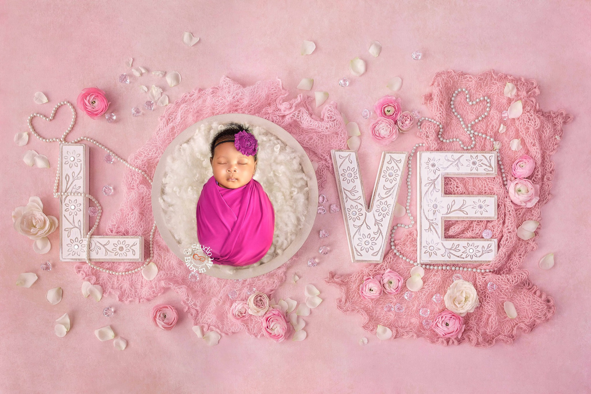 International Newborn Baby photo in Nairobi and Mombasa Kenya. Newborn, Baby, Maternity and Family Photographer Nairobi Mombasa Kenya