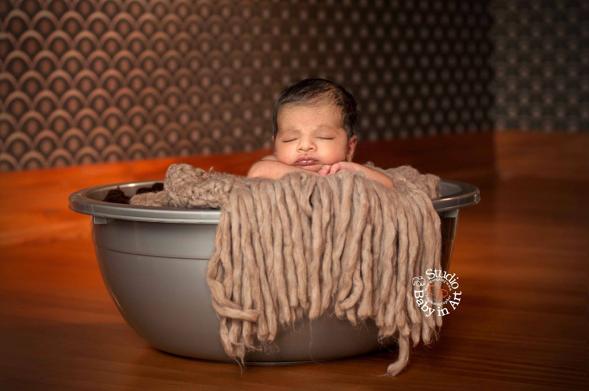 International Newborn Baby photo in Nairobi and Mombasa Kenya. Newborn, Baby, Maternity and Family Photographer Nairobi Mombasa Kenya