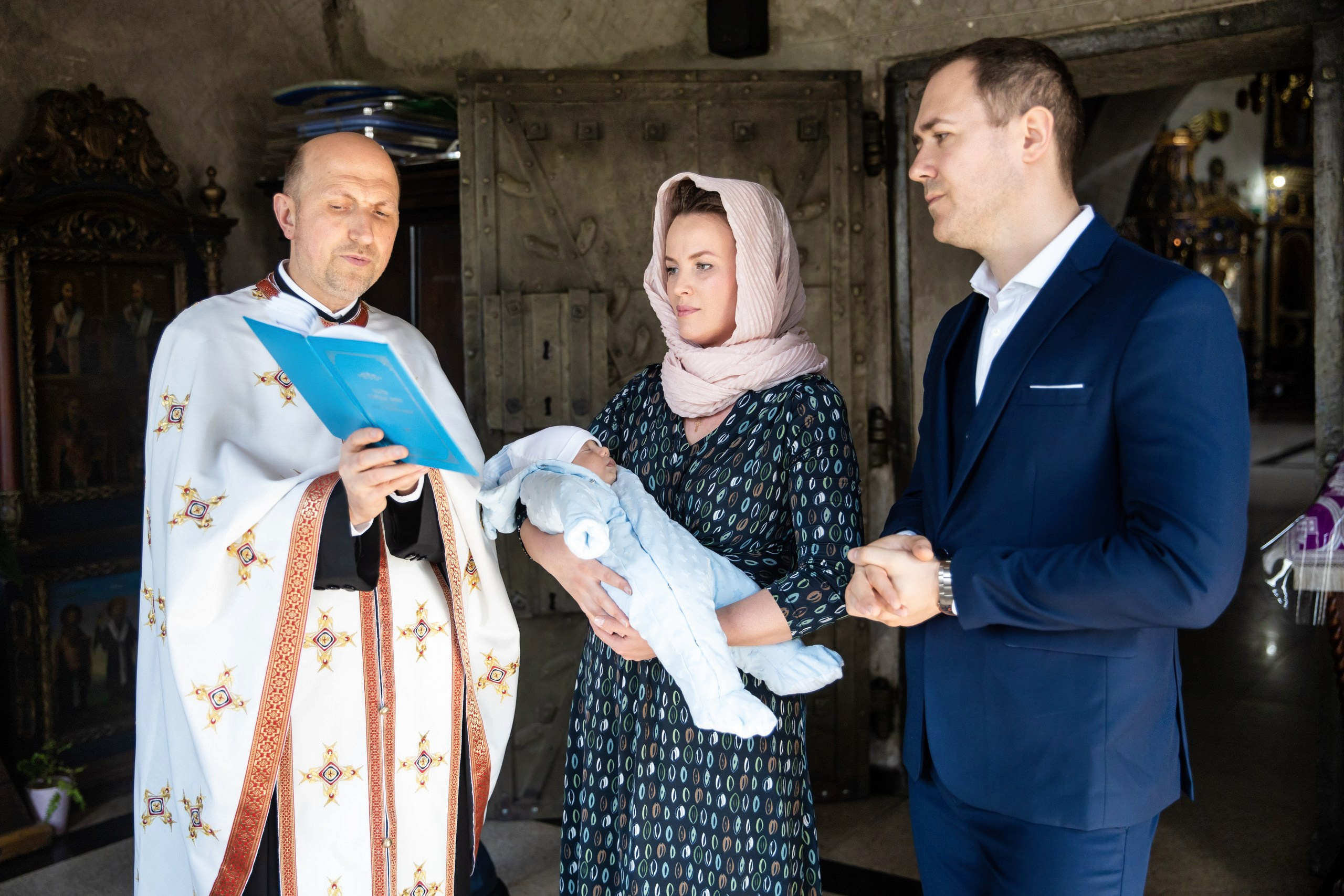 - nunta--fotograf-profesionist-botosani  - fotografie-nunta-romantica - imagini-nunta-in-natura-alin-chirila-fotograf  - fotografii-cuplu-indragostit-nunta-botosani  - sedinta-foto-miri-andrei-iustina-alinofotostudio  - amintiri-din-nunta-realizate-de-fotograf-profesionist  - povestea-nuntii-andrei-si-iustina-in-imagini-alinofotostudio-fotograf evenimente- evenimente Botoșani -fotograf Suceava - fotograf Iași- servicii foto. servicii foto Botoșani. servicii foto video Botoșani. otograf-nunta-botosani-fotograf nunta. fotograf evenimente. fotograf nunta Botoșani. Alin chirila. Alin chirila fotograf. Alinofotostudio.- servicii foto. servicii foto Botoșani. servicii foto video Botoșani. fotograf nunta. fotograf evenimente. fotograf nunta Botoșani. Alin chirila. Alin chirila fotograf. Alinofotostudio.fotograf stare civilă,poze stare civilă,album foto stare civilă,servicii foto suceava,fotograf evenimente suceava,fotograf nuntă suceava,poze cununie civilă,ședință foto stare civilă,sesiune foto suceava,fotograf profesionist suceava,fotograf botosani,stare civila botosani,alinofotostudio,alin chirila fotograf.servicii foto. servicii foto Botoșani. servicii foto video Botoșani. fotograf nunta. fotograf evenimente. fotograf nunta Botoșani. Alin chirila. Alin chirila fotograf. Alinofotostudio.fotograf stare civilă,poze stare civilă,album foto stare civilă,servicii foto suceava,fotograf evenimente suceava,fotograf nuntă suceava,poze cununie civilă,ședință foto stare civilă,sesiune foto suceava,fotograf profesionist suceava,fotograf botosani,stare civila povestitor prin fotografiebotosani,alinofotostudio,alin chirila fotograf,servicii foto. servicii foto Botoșani. servicii foto video Botoșani. fotograf nunta. fotograf evenimente. fotograf nunta Botoșani. Alin chirila. Alin chirila fotograf. Alinofotostudio.fotograf stare civilă,poze stare civilă,album foto stare civilă,servicii foto suceava,fotograf evenimente suceava,fotograf nuntă suceava,poze cununie civilă,ședință foto stare civilă,sesiune foto suceava,fotograf profesionist suceava,fotograf botosani,stare civila botosani,alinofotostudio,alin chirila fotograf,cununie religioasă botoșani,andreea și neculai,capela militară botoșani,foto conacul zăicești,fotograf nuntă botoșani,fotograf cununie religioasă,foto evenimente botoșani,poze cununie capela militară,ședință foto zăicești,fotograf profesionist botoșaniMire și mireasă – Sergiu & Liliana – ziua nunții, 2024  - Emoții în ziua nunții – Sergiu și Liliana  - Dansul mirilor – fotografie artistică nuntă 2024  - Sedinta foto romantică în natură – Sergiu & Liliana  - Rochia de mireasă și detalii de nuntă elegan-Album de cununie civilă Florin și Anda – Fotografii profesionale realizate de Alin Chirilă în Botoșani -fotograf prin fotografie-Ședință foto Trash the Dress pe muntele Rarău cu Iulian și Iuliana – fotografie de cuplu, natură montană, emoție autentică surprinsă de Alin Chirilă, povestitor prin fotografie.- "Iulian și Iuliana pe crestele Rarăului – fotografie Trash the Dress în natură"  - "Cuplu îmbrățișat la apus pe muntele Rarău – ședință foto după nuntă"  - "Rochie de mireasă în vânt pe munte – Trash the Dress Rarău-1. Iulian și Iuliana pe muntele Rarău – ședință foto Trash the Dress în natură, cu peisaj montan spectaculos  2. Cuplu în îmbrățișare pe Rarău – emoție autentică surprinsă după nuntă  3. Rochie de mireasă în bătaia vântului – fotografie artistică Trash the Dress în munți  4. Mire și mireasă privind spre orizont – dragoste și libertate pe muntele Rarău  5. Iuliana zâmbind în rochia de mireasă – portret în natură, Trash the Dress  6. Iulian ținându-și mireasa de mână – ședință foto romantică pe munte  7. Detaliu cu rochia pe stâncă – estetică naturală Trash the Dress Rarău  8. Cuplu în mers pe poteca Rarăului – fotografie simbolică de după nuntă  9. Apus de soare pe Rarău în spatele mirilor – imagine de poveste Trash the Dress  10. Iulian și Iuliana râzând împreună – momente autentice surprinse de Alin Chirilă, povestitor prin fotografie-fotograf-nunta-cerbu-botosan trash-the-dress-botosani Alin Chirilă Fotograf – fotograf de nuntă Botoșani-fotograf nuntă Botoșani-fotograf nuntă Cerbu Botoșani-fotograf profesionist nuntă Botoșani-fotografie de nuntă Botoșani-fotograf evenimente Botoșani-fotograf nuntă Moldova-fotograf trash the dress Botoșani	- fotograf pregătirea mirilor Botoșani	-fotograf ceremonie religioasă nuntă-fotograf petrecere nuntă Botoșani- fotograf nuntă Botoșani pregătirea mirelui- pregătirea mirelui fotografie nuntă Cerbu Botoșani-fotograf nuntă Botoșani pregătirea miresei -mireasă pregătiri nuntă Cerbu Botoșani-fotograf nuntă Botoșani nașii mirilor-ceremonie religioasă nuntă Cerbu Botoșani-fotograf nuntă Botoșani ceremonie religioasă biserică-petrecere nuntă Cerbu Botoșani invitați dans-fotograf nuntă Botoșani petrecere restaurant-ședință foto trash the dress-fotograf trash the dress Botoșani ședință foto după nuntă-Fotograf nuntă Botoșani – galerie foto reală de la evenimente