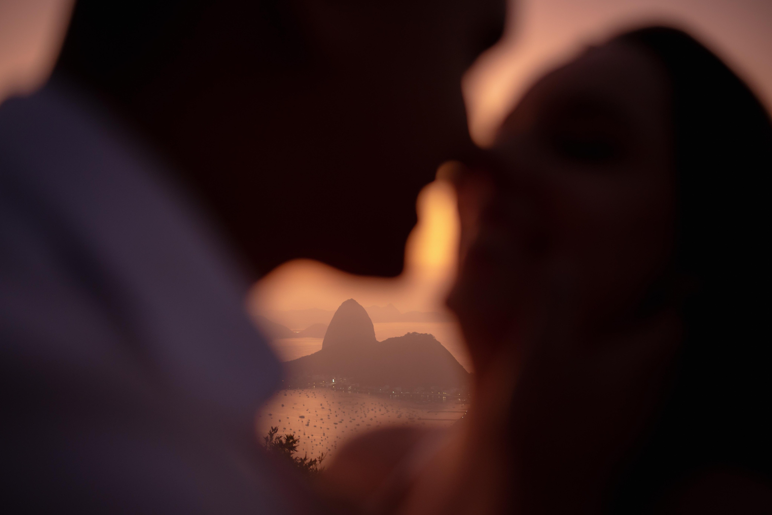 Pré Wedding no Rio de Janeiro • Maria Eduarda e Gabriel. Barizon Fotografia | Fotógrafo de Casamentos, Ensaios e Eventos | Paraná
