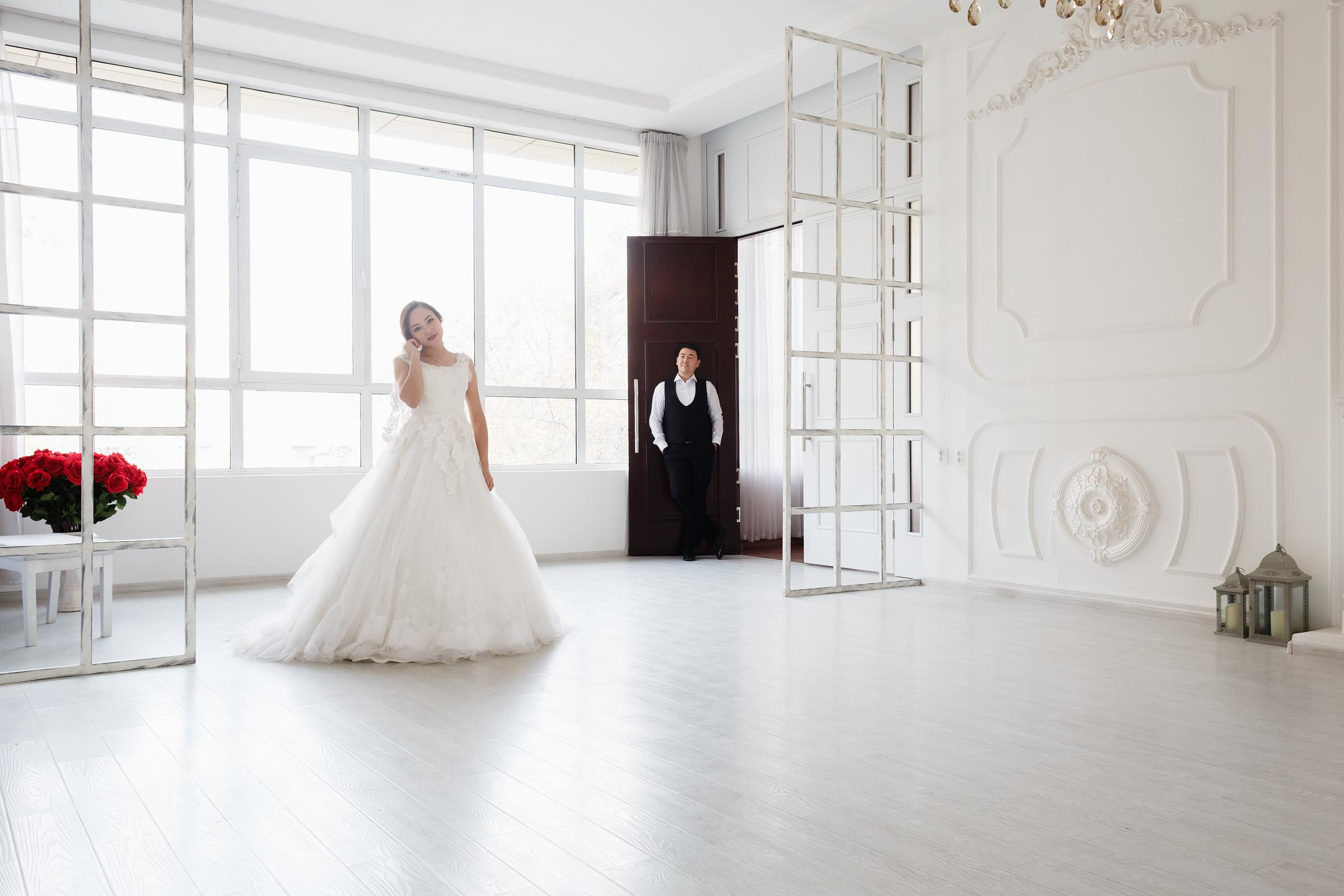 эксклюзивные свадебные платья и аксессуары Elie Saab, Zuhair Murad, Pronovias, Saiid Kobeisy и Gatti Nolli