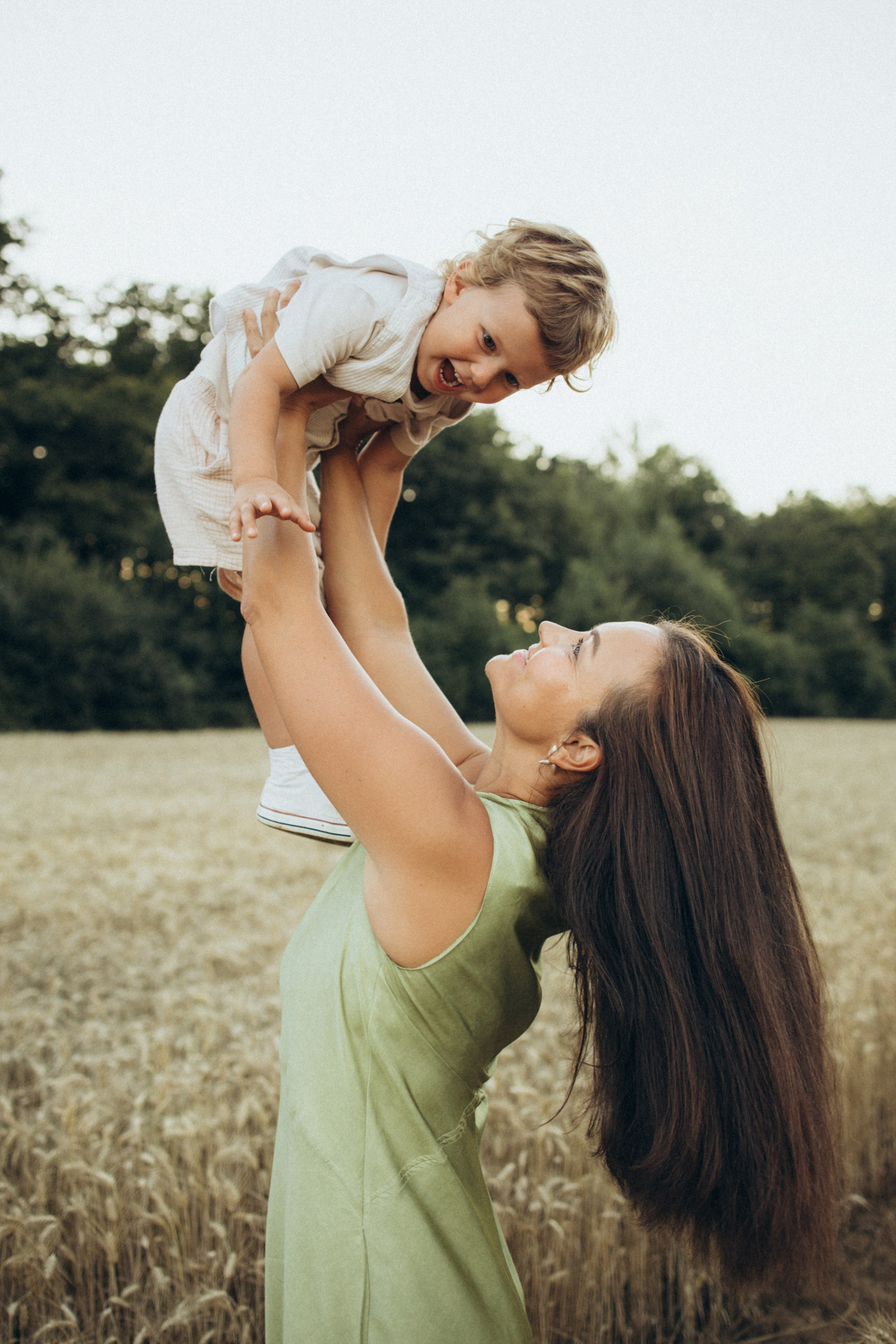 FAMILLE. Je suis Olga, votre photographe de famille à Metz et dans toute la France