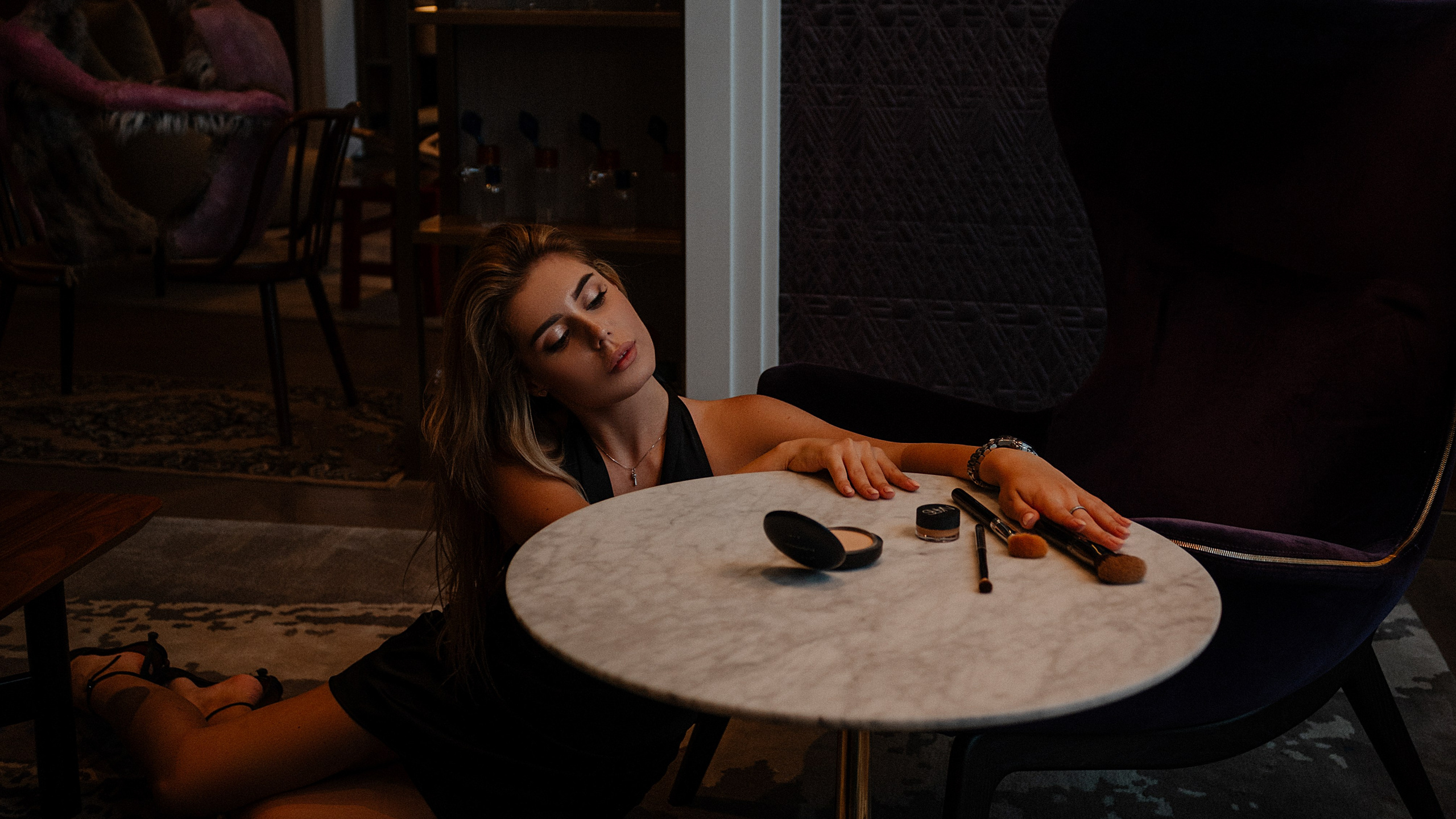 Vayda. ANNA-MARIA PHOTO CONTENT CREATOR — фотограф, эстет, художник и визуальный эксперт в Instagram, работающий в Праге