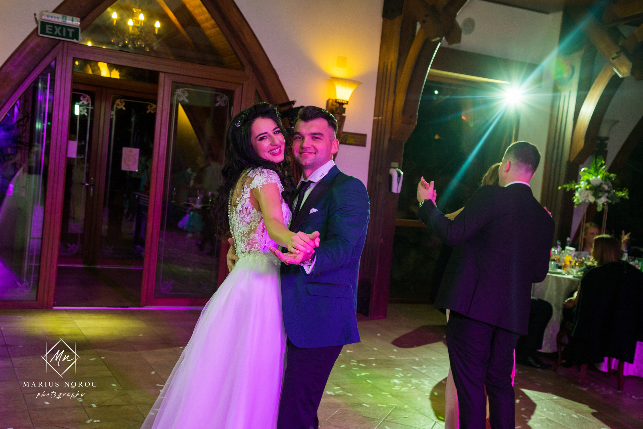Elena & Petrisor | Hotel Restaurant La Castel Iasi