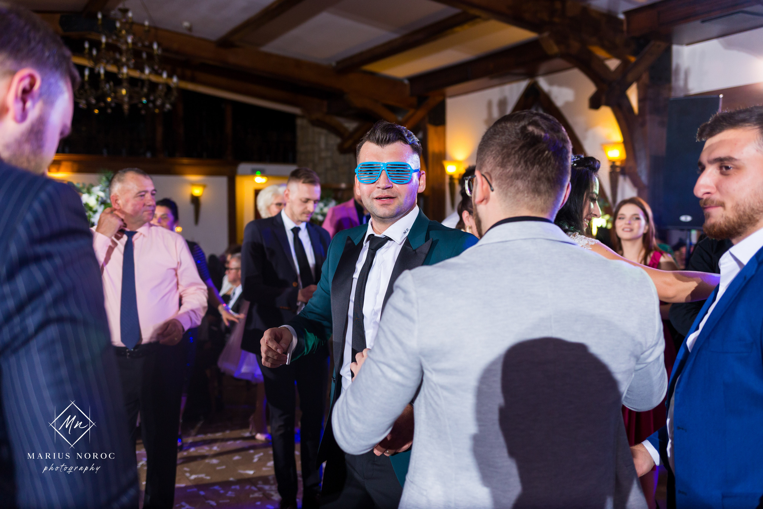 Elena & Petrisor | Hotel Restaurant La Castel Iasi