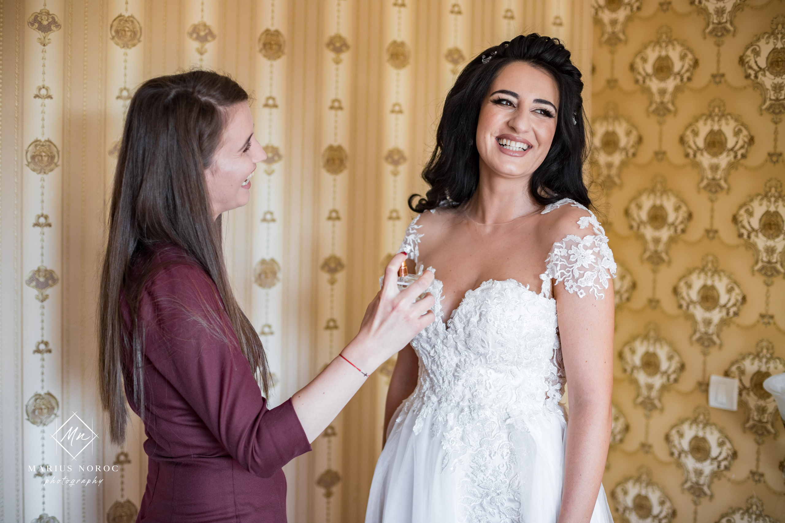 Elena & Petrisor | Hotel Restaurant La Castel Iasi